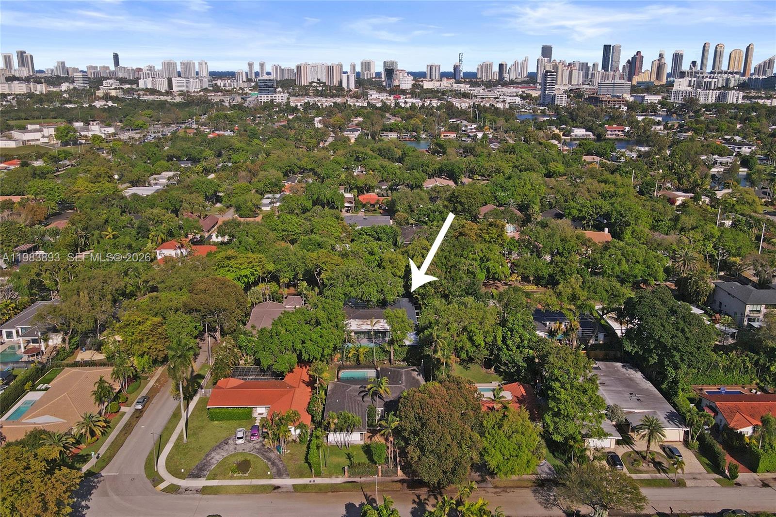 20020 NE 21st Ct Miami, FL 33179