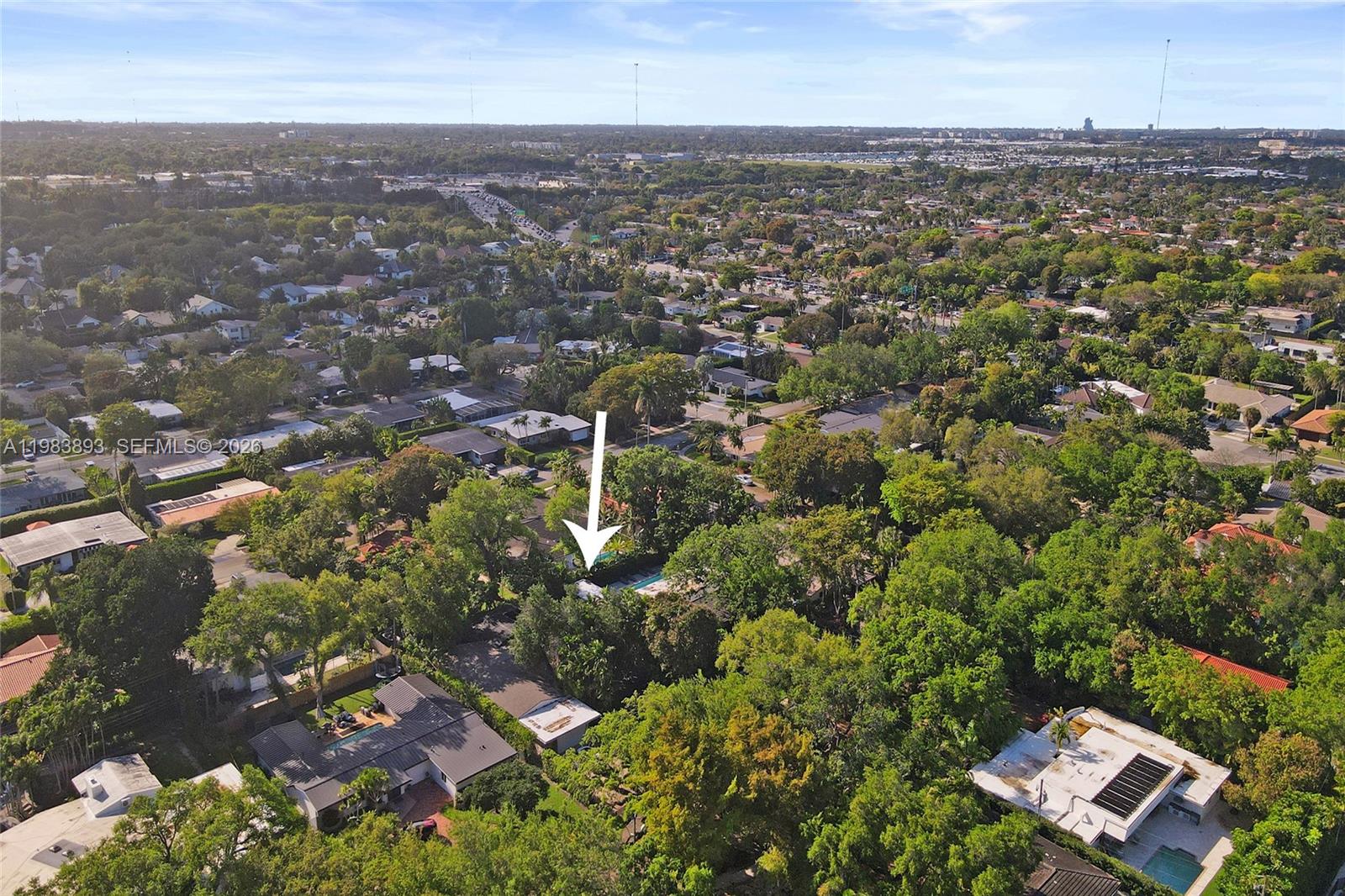 20020 NE 21st Ct Miami, FL 33179