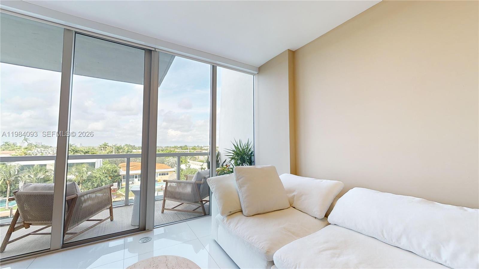 9940 W Bay Hbr Dr #5E-N Bay Harbor Islands, FL 33154