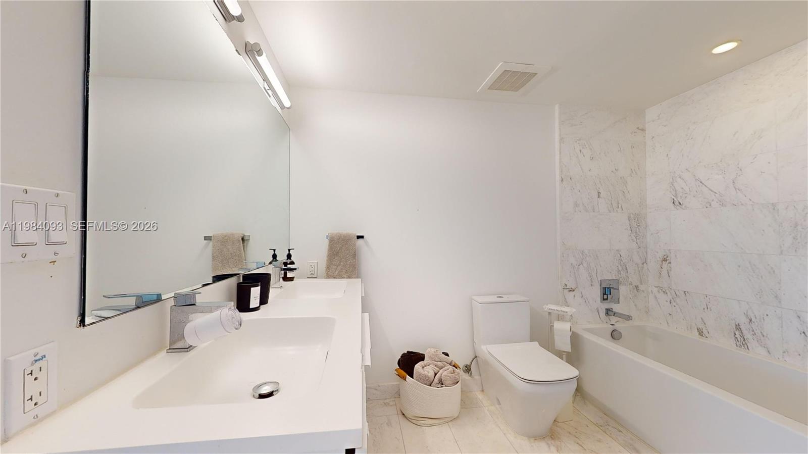 9940 W Bay Hbr Dr #5E-N Bay Harbor Islands, FL 33154