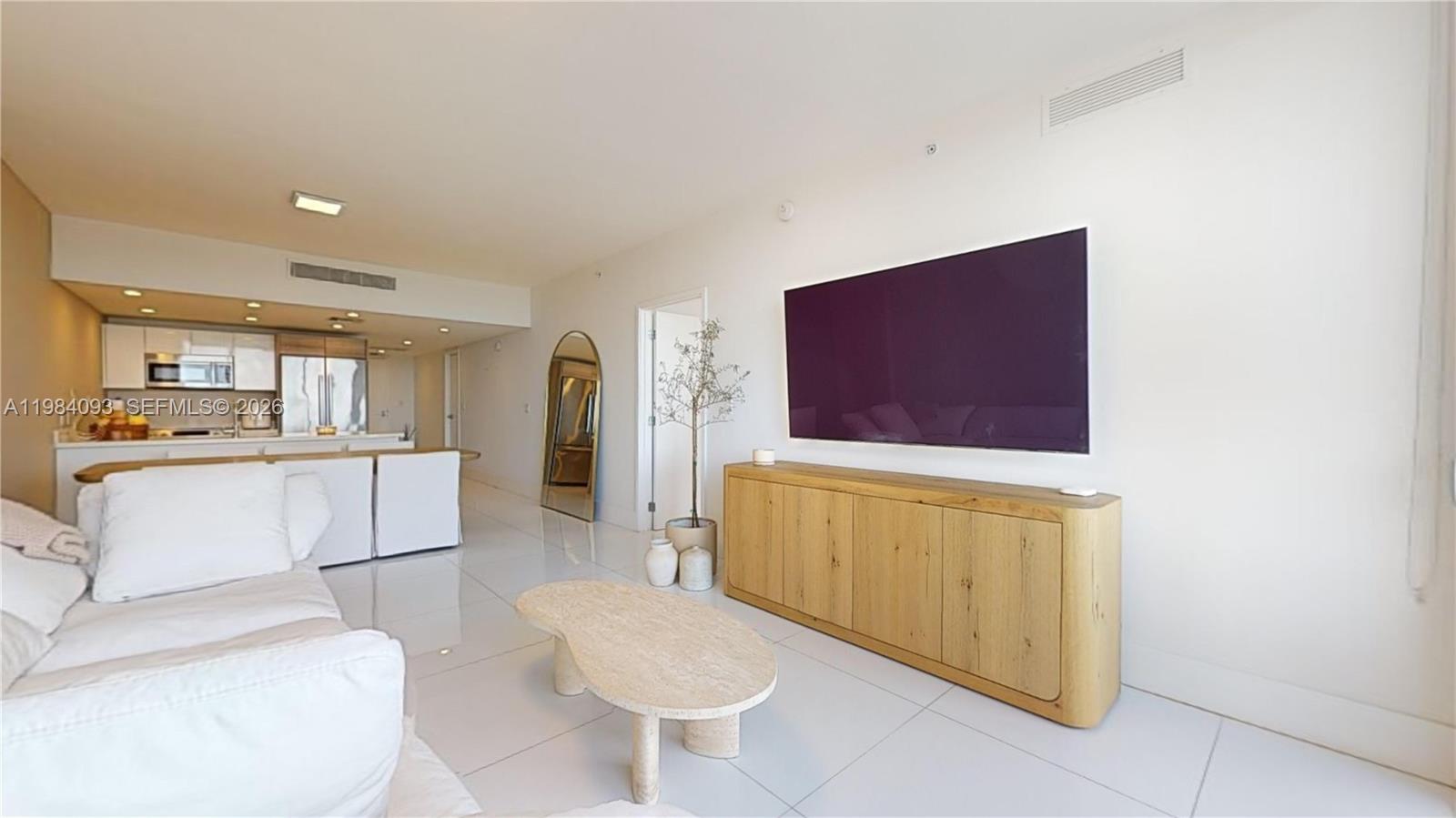 9940 W Bay Hbr Dr #5E-N Bay Harbor Islands, FL 33154