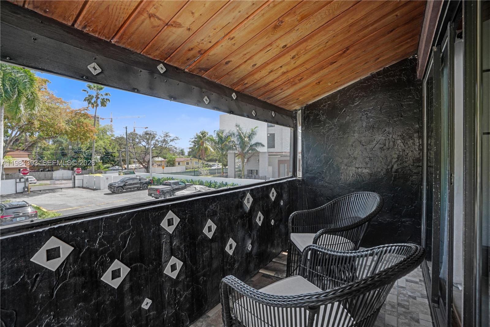 19220 NE 25th Ave #271B Miami, FL 33180