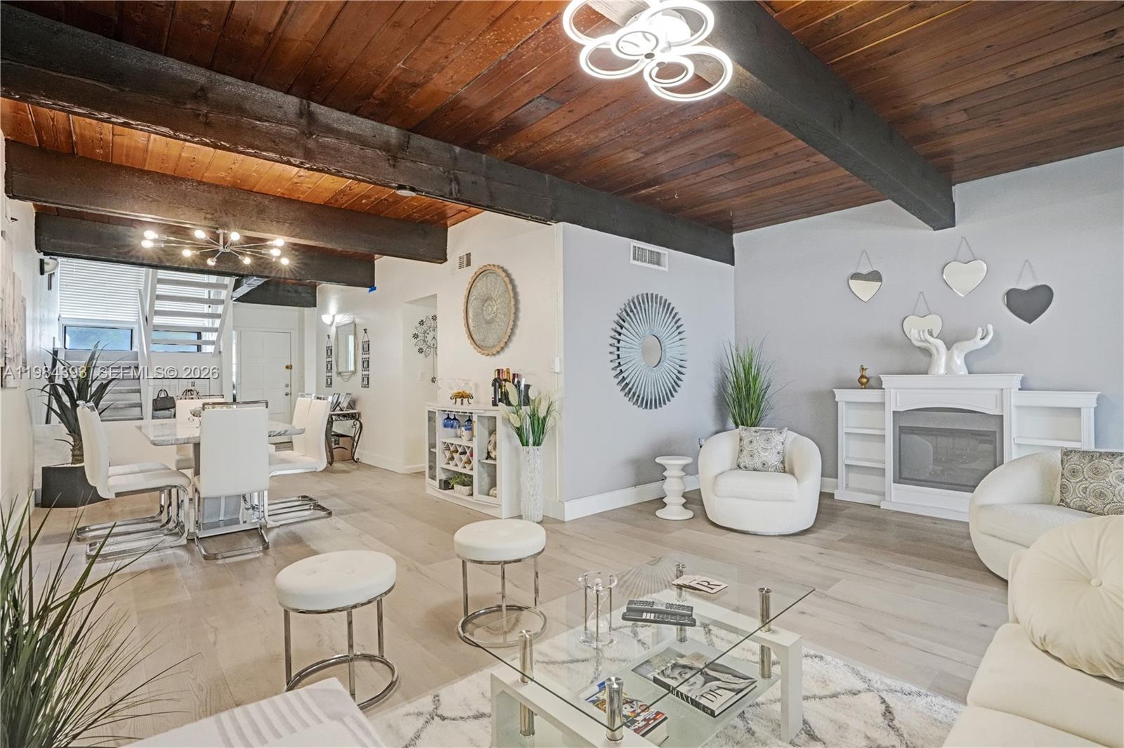 19220 NE 25th Ave #271B Miami, FL 33180