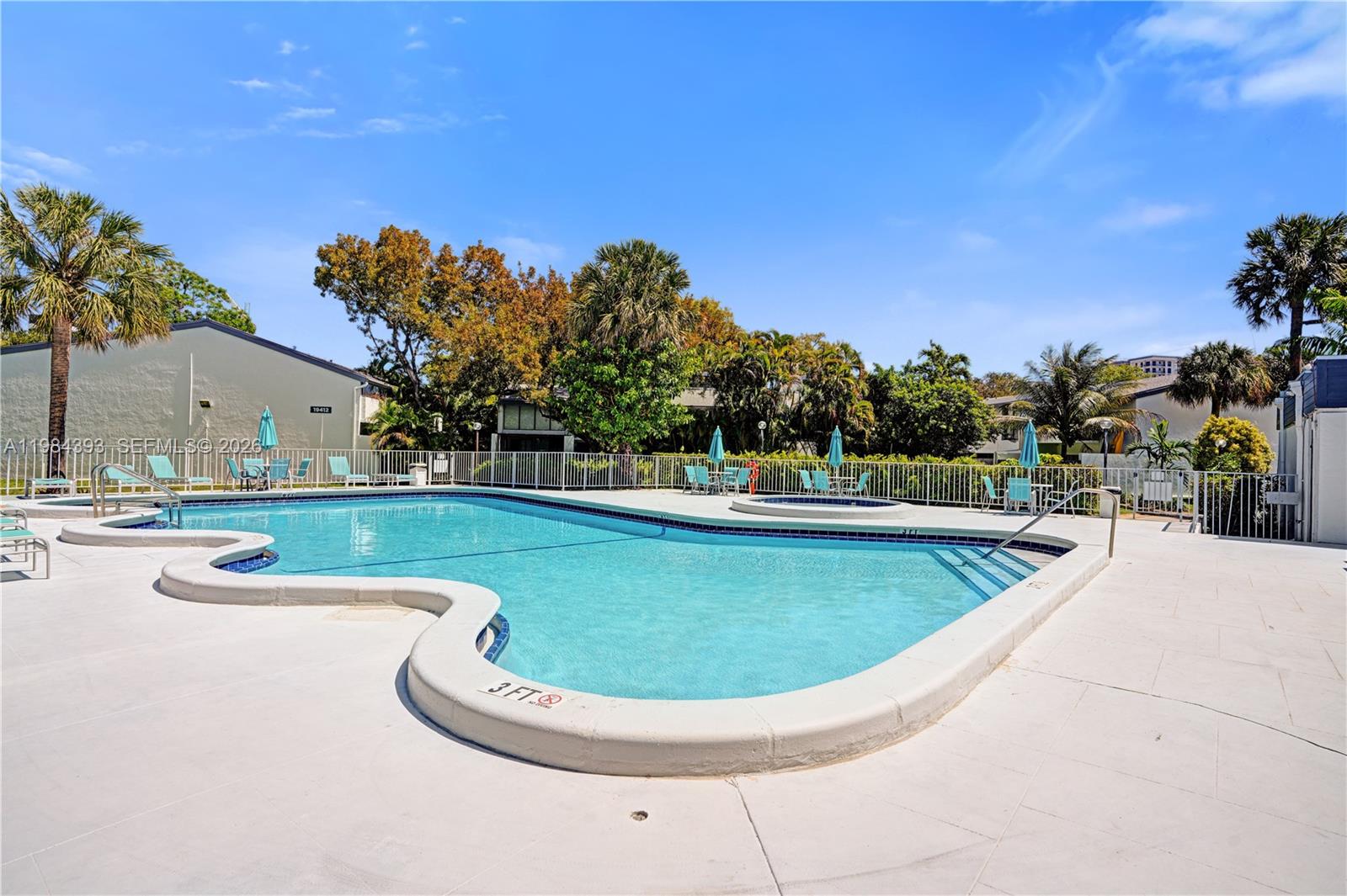 19220 NE 25th Ave #271B Miami, FL 33180