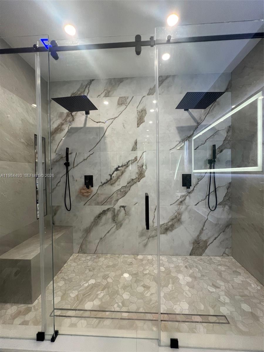 7910 Harbor Is Dr #1202 North Bay Village, FL 33141