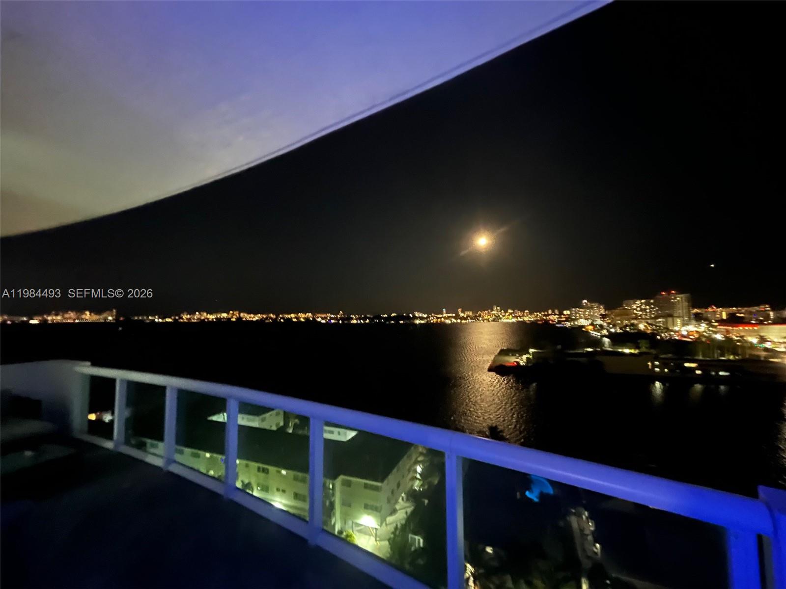 7910 Harbor Is Dr #1202 North Bay Village, FL 33141