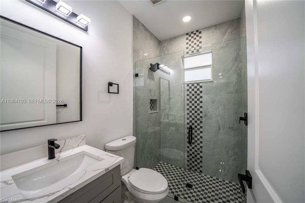 3005 52nd St W Lehigh Acres, FL 33971