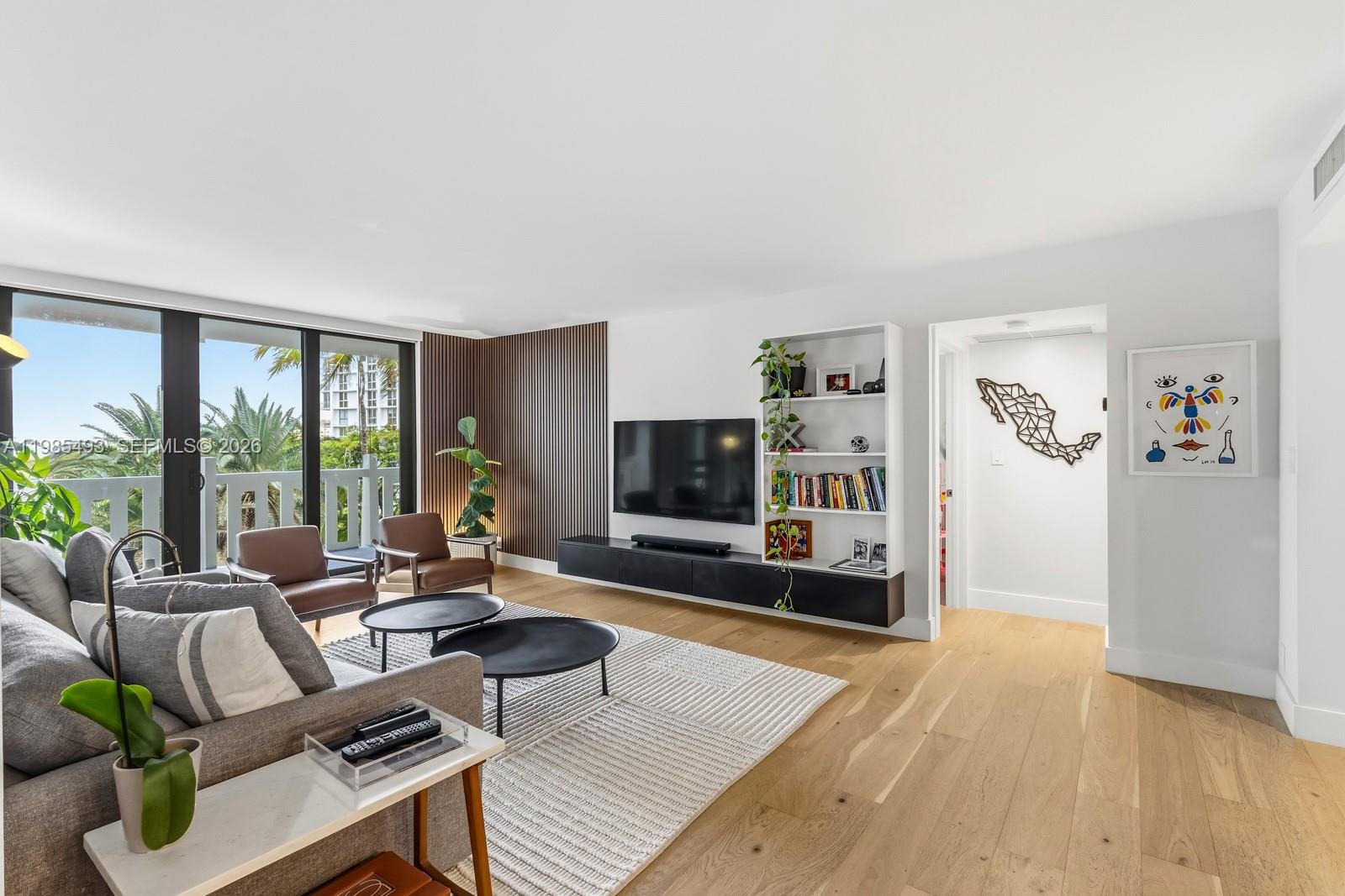 1111 Crandon Blvd #A405 Key Biscayne, FL 33149