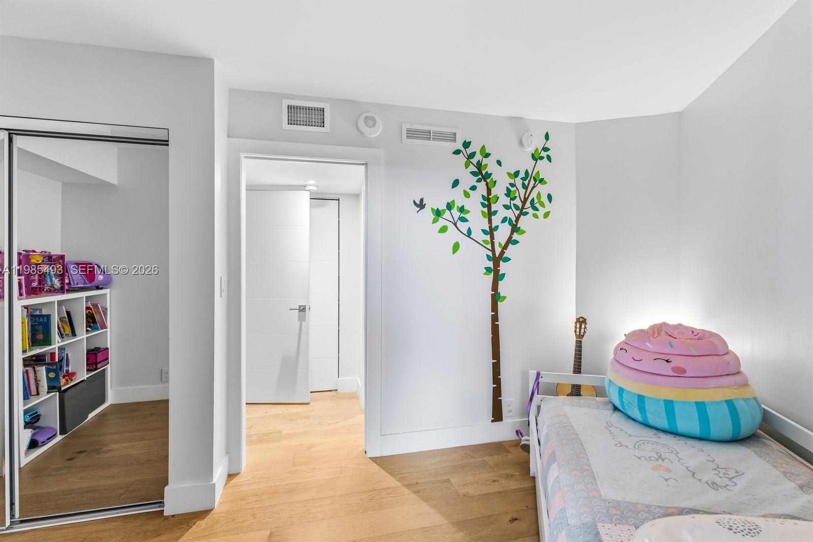 1111 Crandon Blvd #A405 Key Biscayne, FL 33149