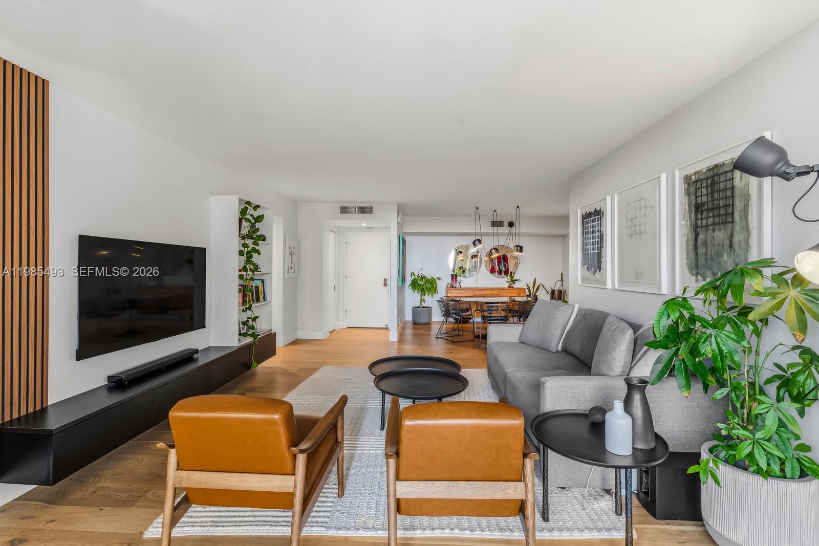 1111 Crandon Blvd #A405 Key Biscayne, FL 33149