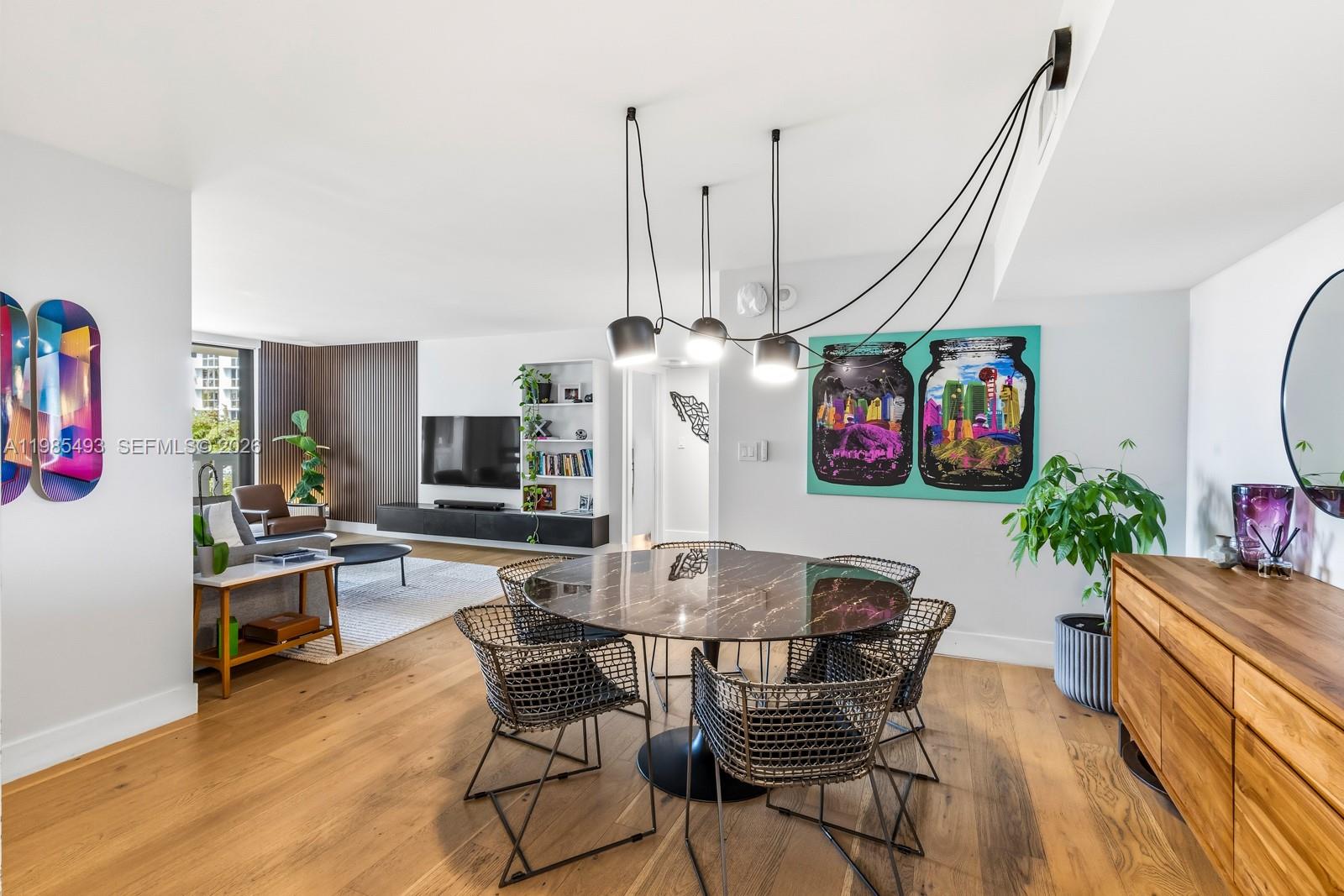 1111 Crandon Blvd #A405 Key Biscayne, FL 33149