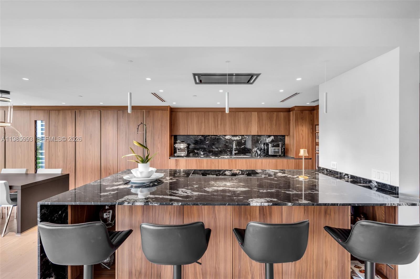 430 Grand Bay Dr #608 Key Biscayne, FL 33149