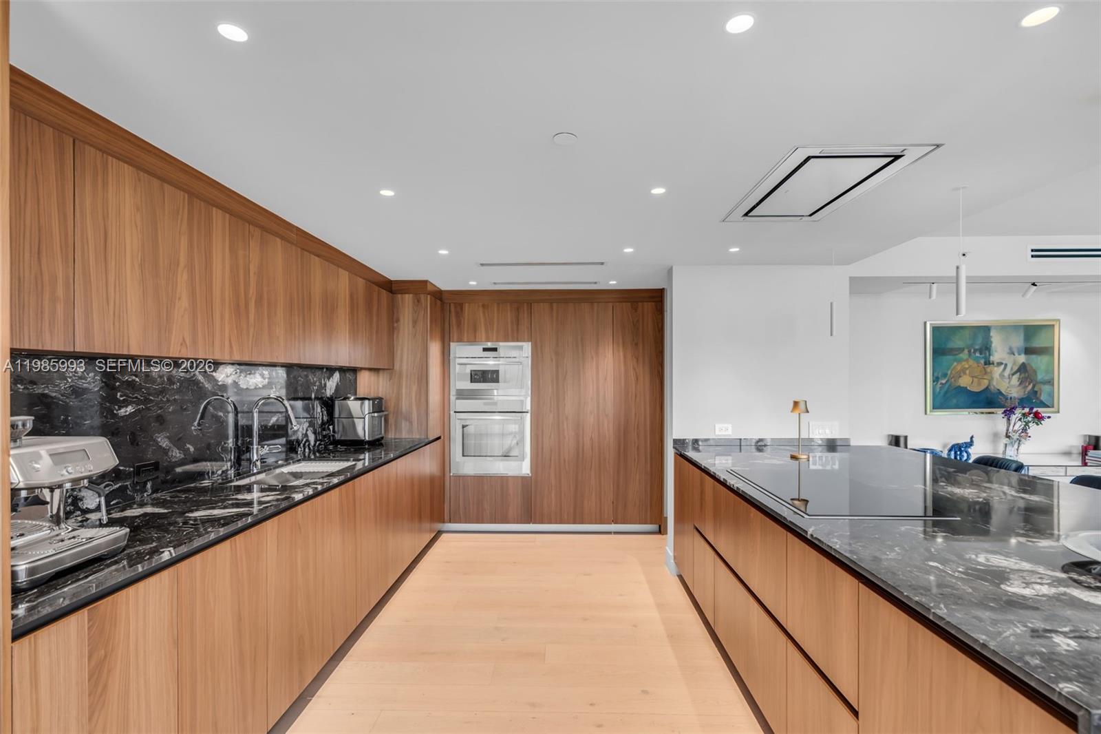 430 Grand Bay Dr #608 Key Biscayne, FL 33149