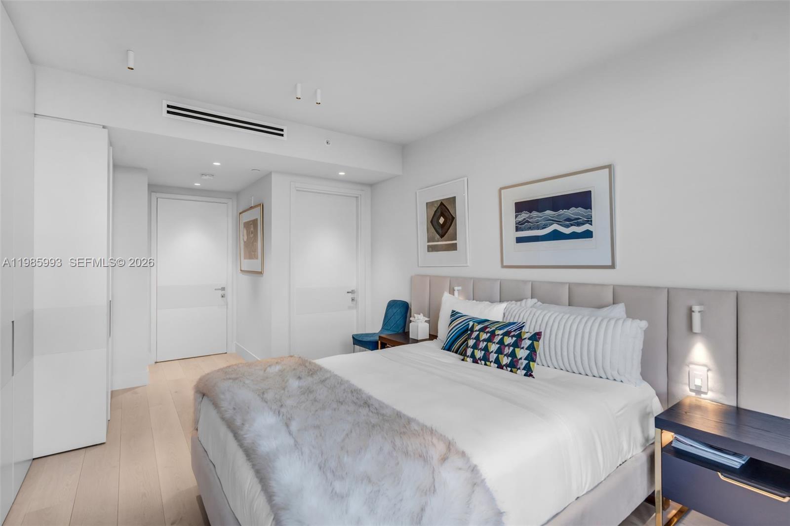 430 Grand Bay Dr #608 Key Biscayne, FL 33149