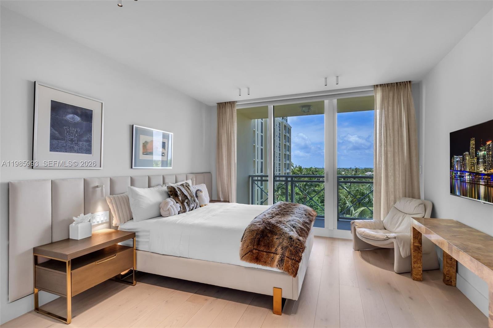 430 Grand Bay Dr #608 Key Biscayne, FL 33149