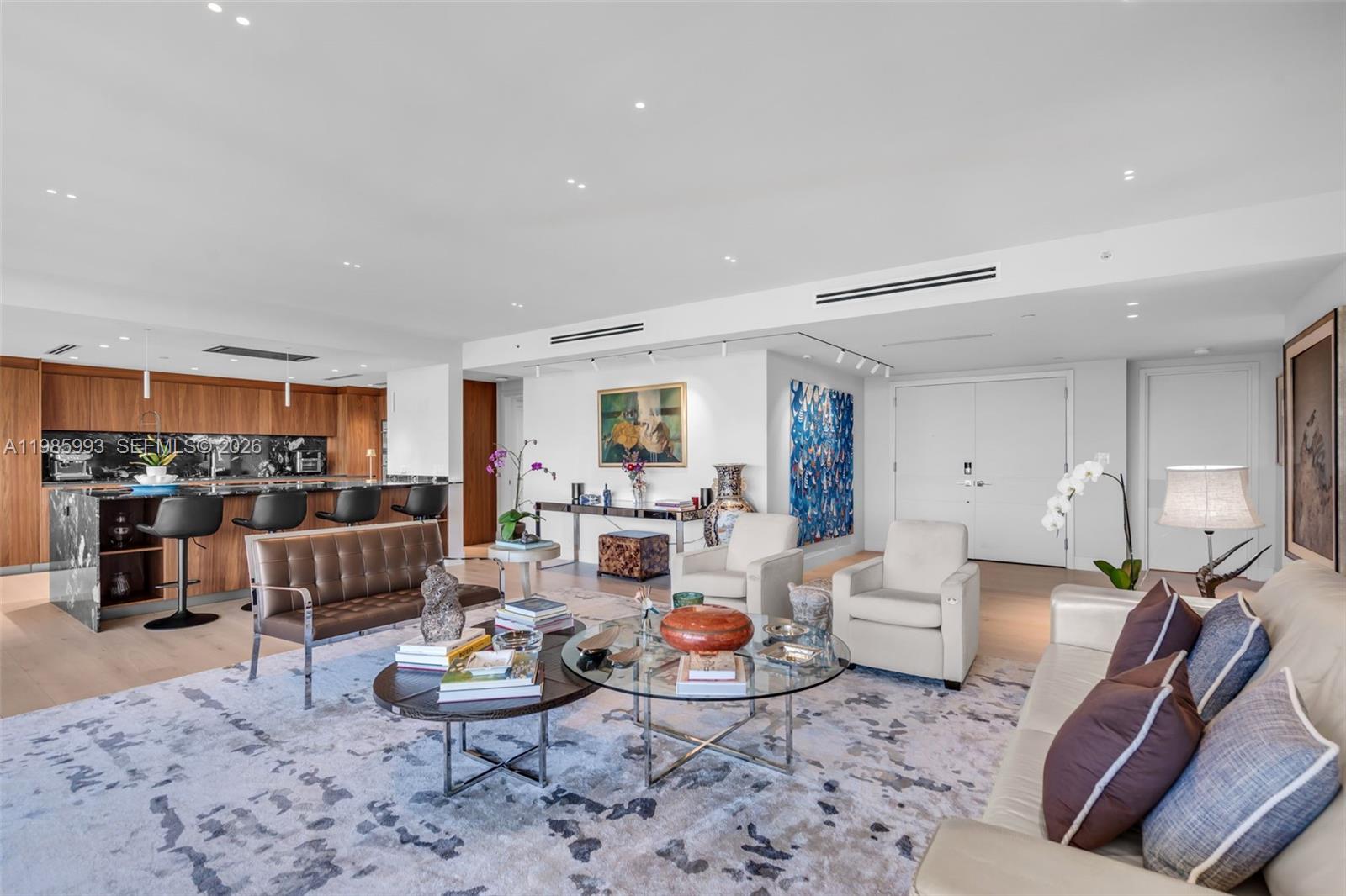 430 Grand Bay Dr #608 Key Biscayne, FL 33149