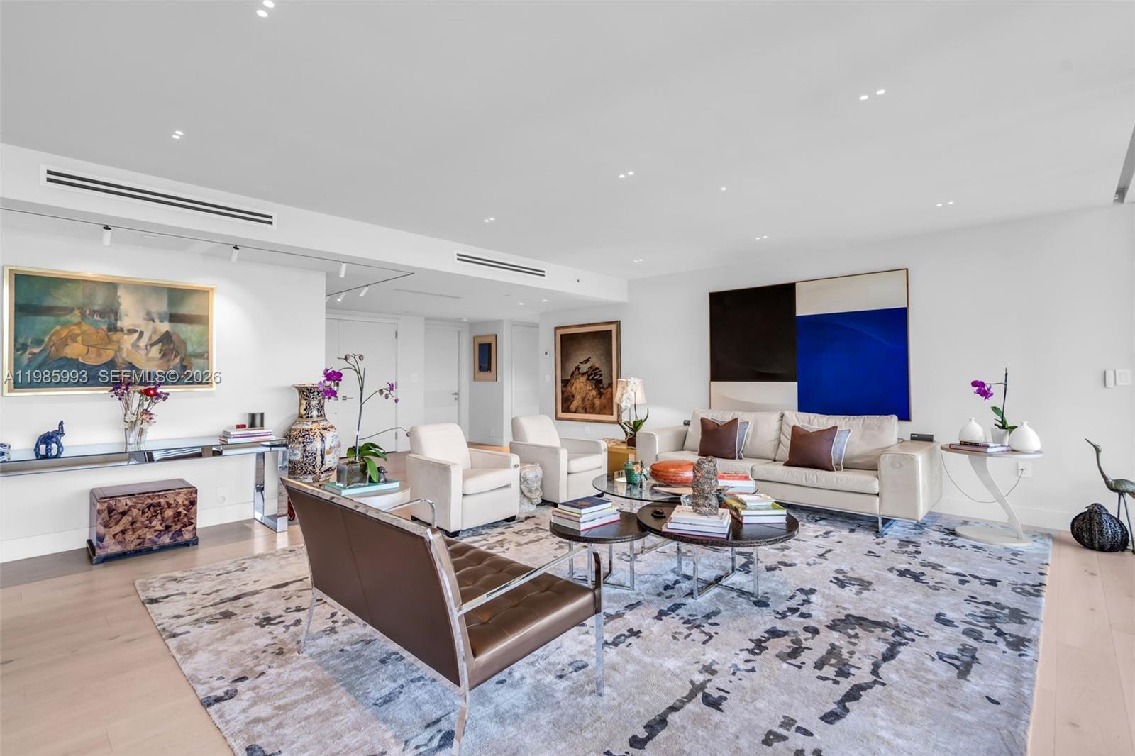 430 Grand Bay Dr #608 Key Biscayne, FL 33149