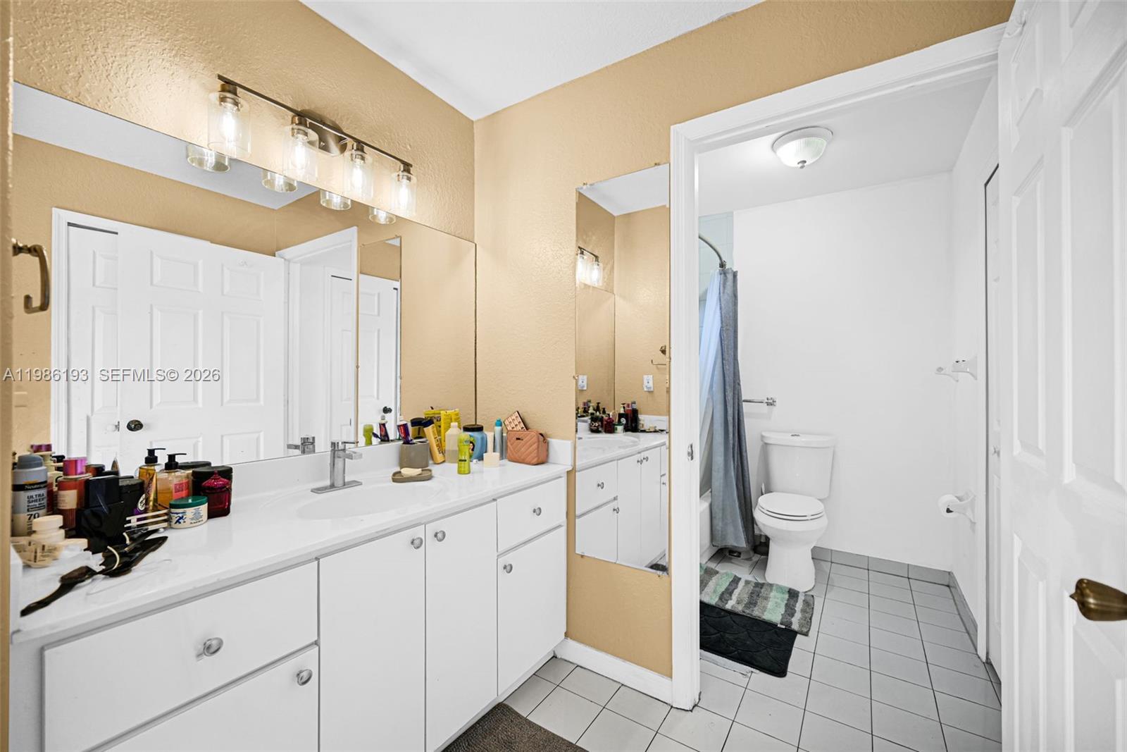 5755 NW 109th Ave #21 Doral, FL 33178