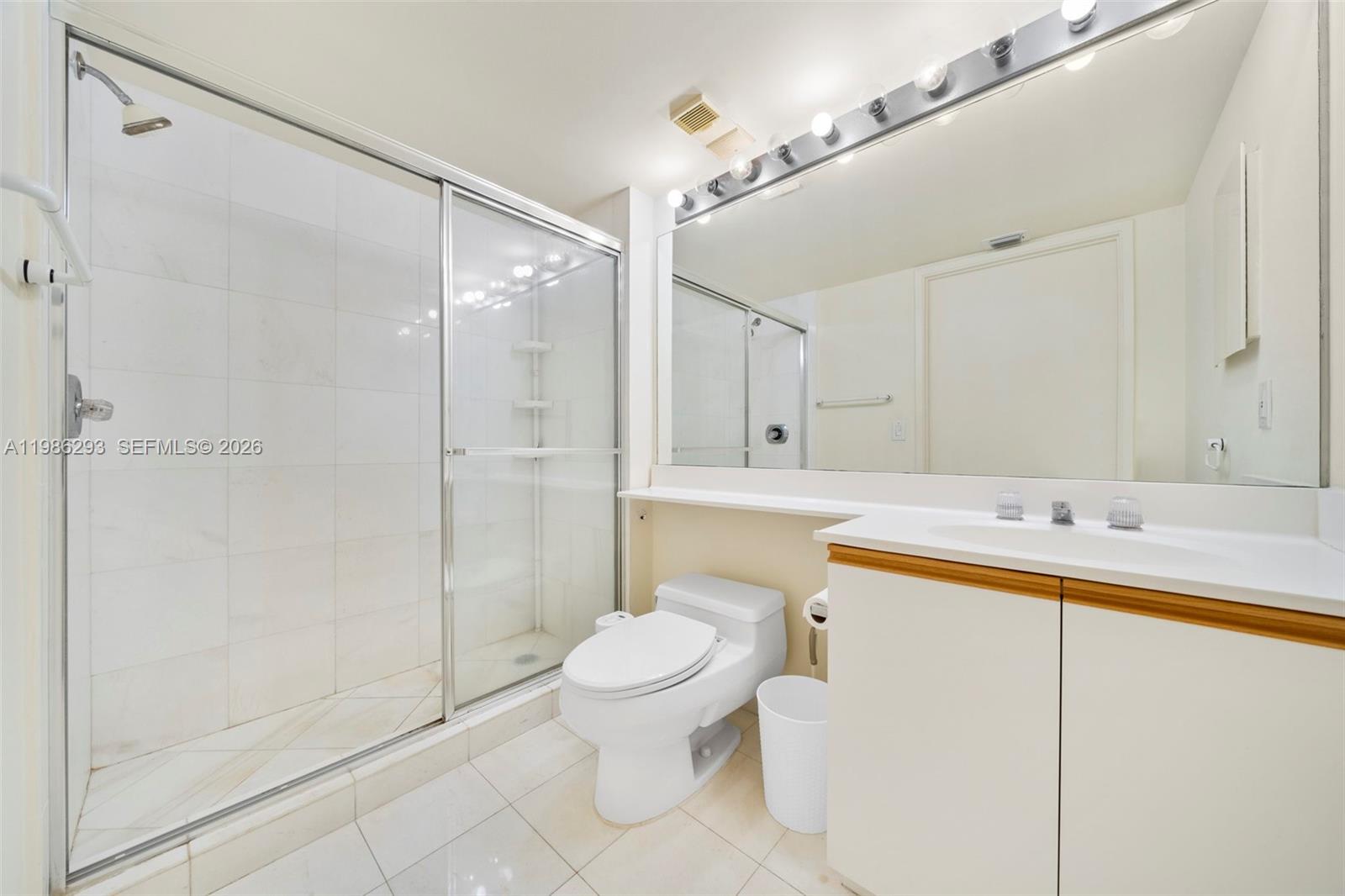 3400 NE 192th St #1810 Aventura, FL 33180