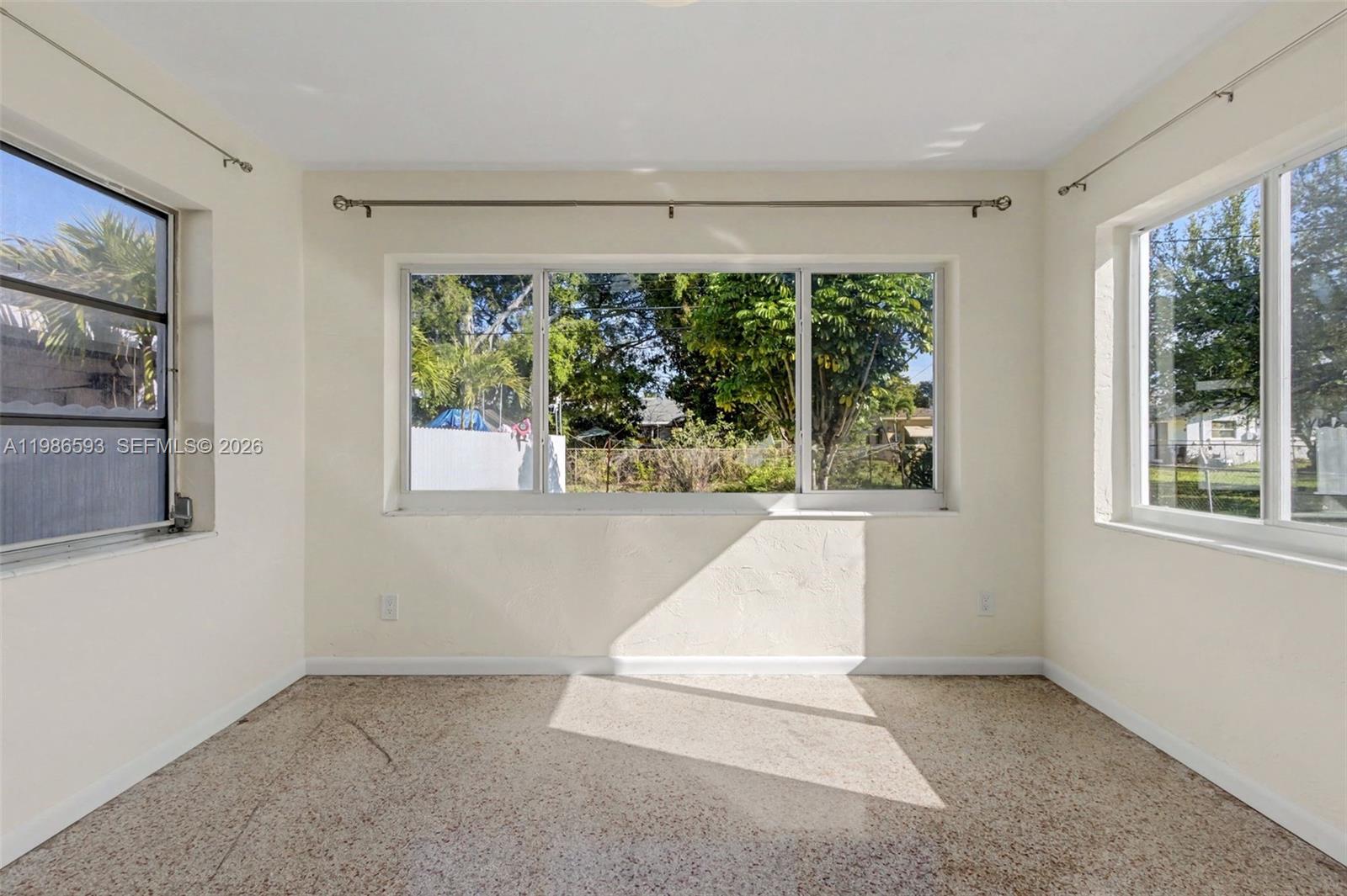 616 NW 3rd Ct Hallandale Beach, FL 33009