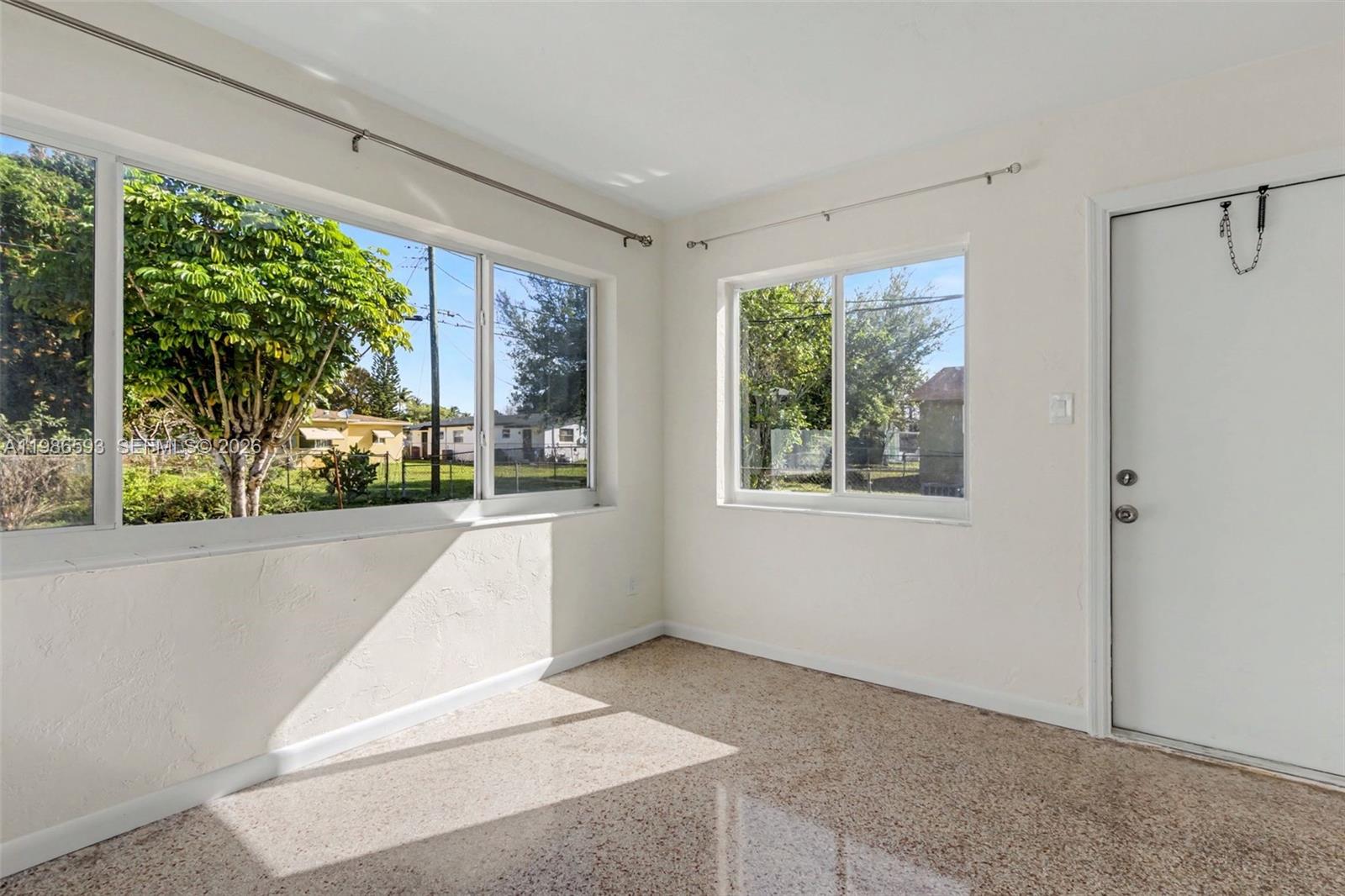 616 NW 3rd Ct Hallandale Beach, FL 33009