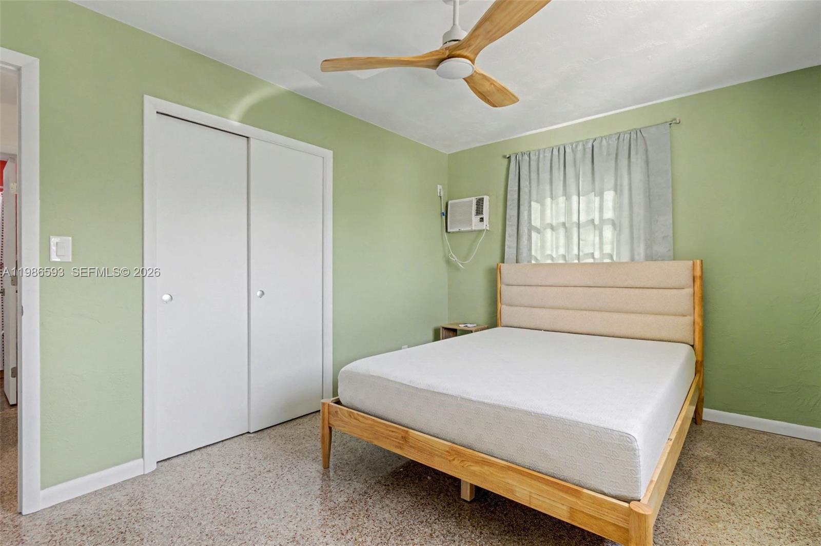 616 NW 3rd Ct Hallandale Beach, FL 33009