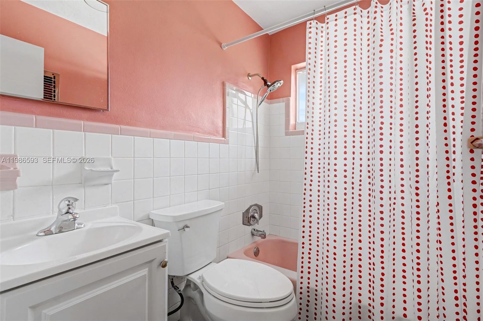 616 NW 3rd Ct Hallandale Beach, FL 33009