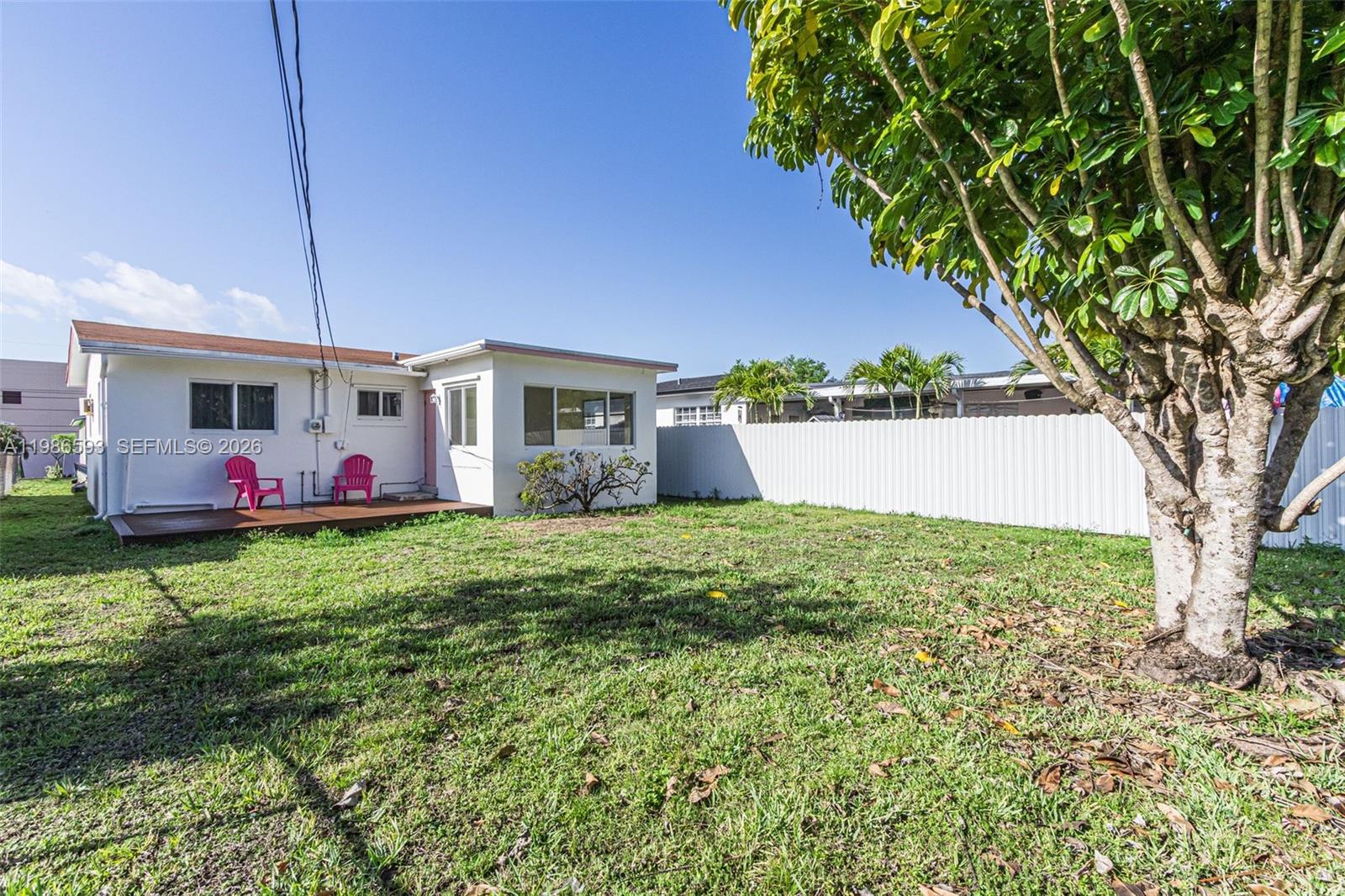 616 NW 3rd Ct Hallandale Beach, FL 33009