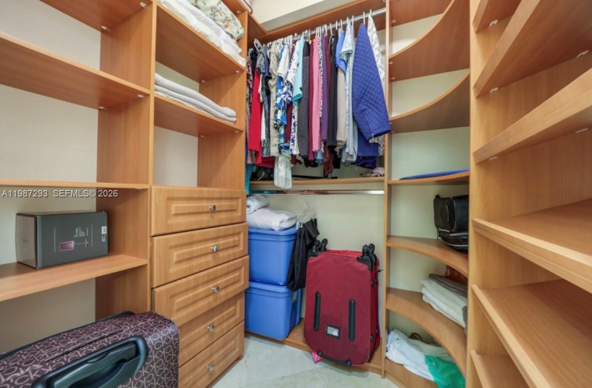 image King David Condo16