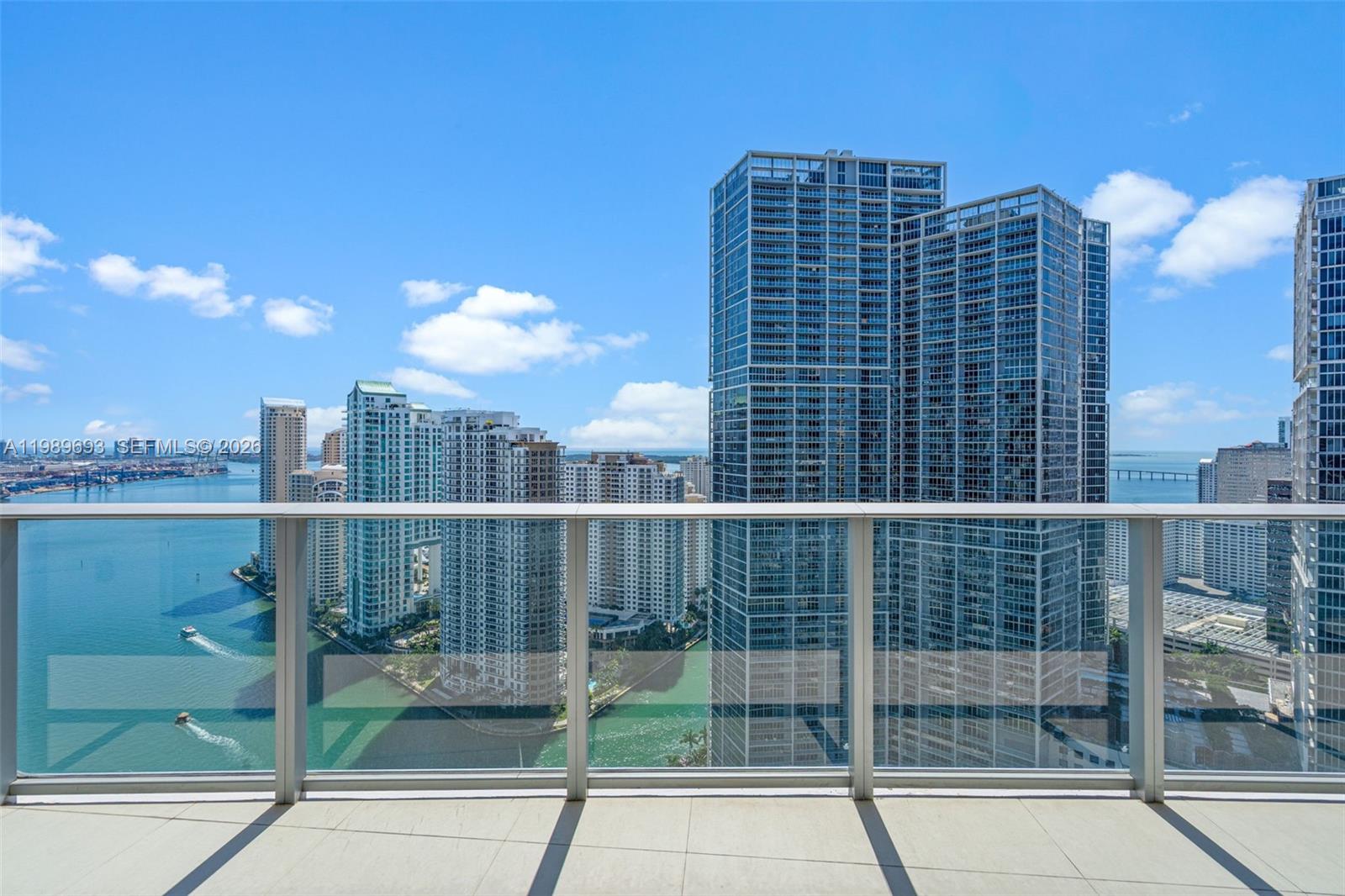 200 Biscayne Blvd Way #3707 Miami, FL 33131