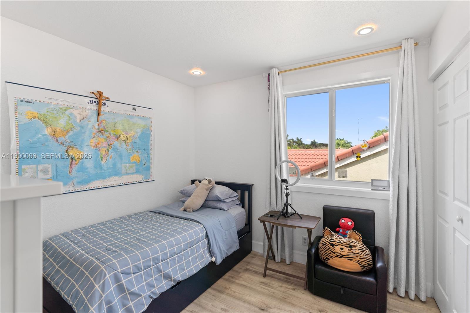 1500 Canary Is Dr Weston, FL 33327