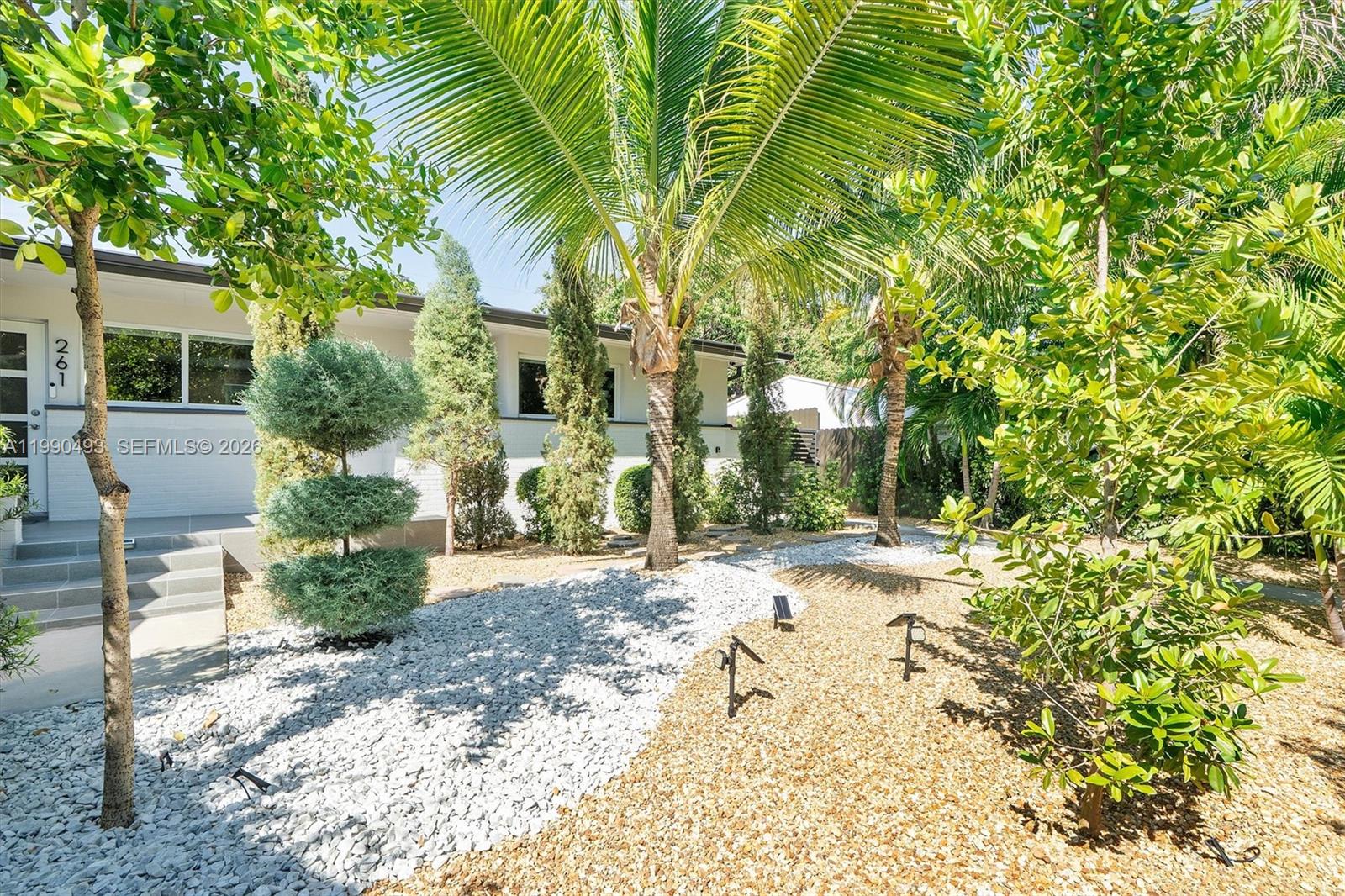 261 NE 47th St Miami, FL 33137