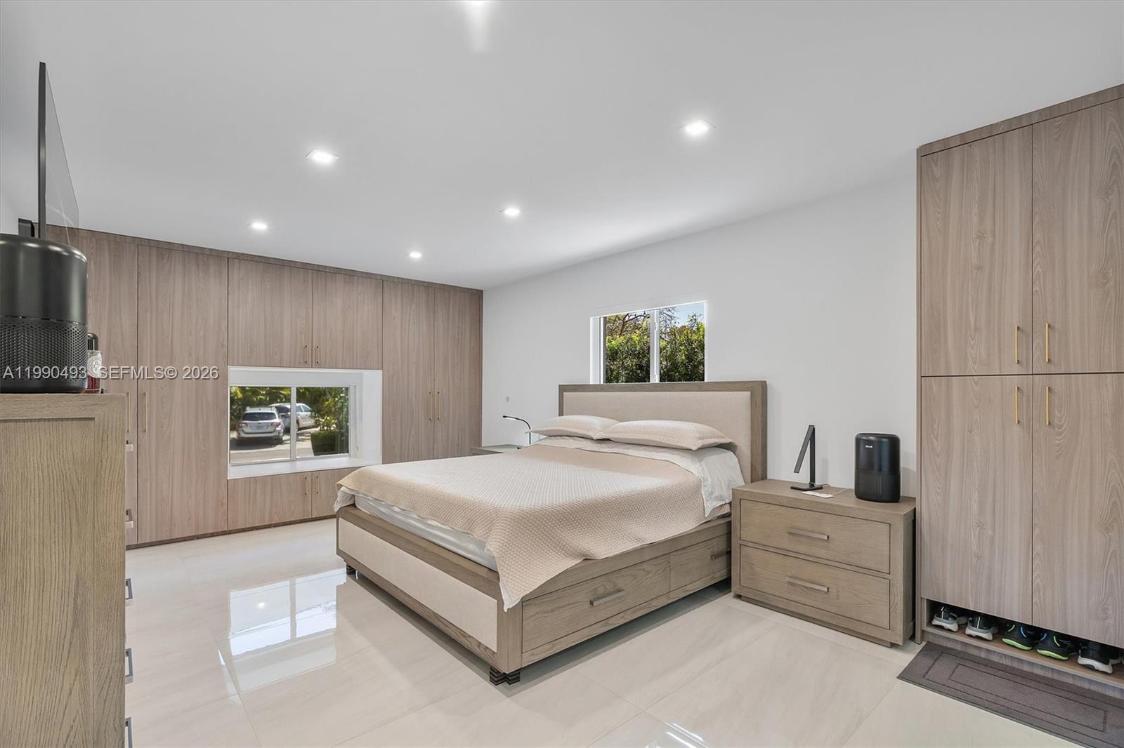 261 NE 47th St Miami, FL 33137