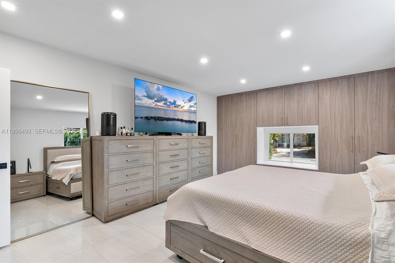 261 NE 47th St Miami, FL 33137