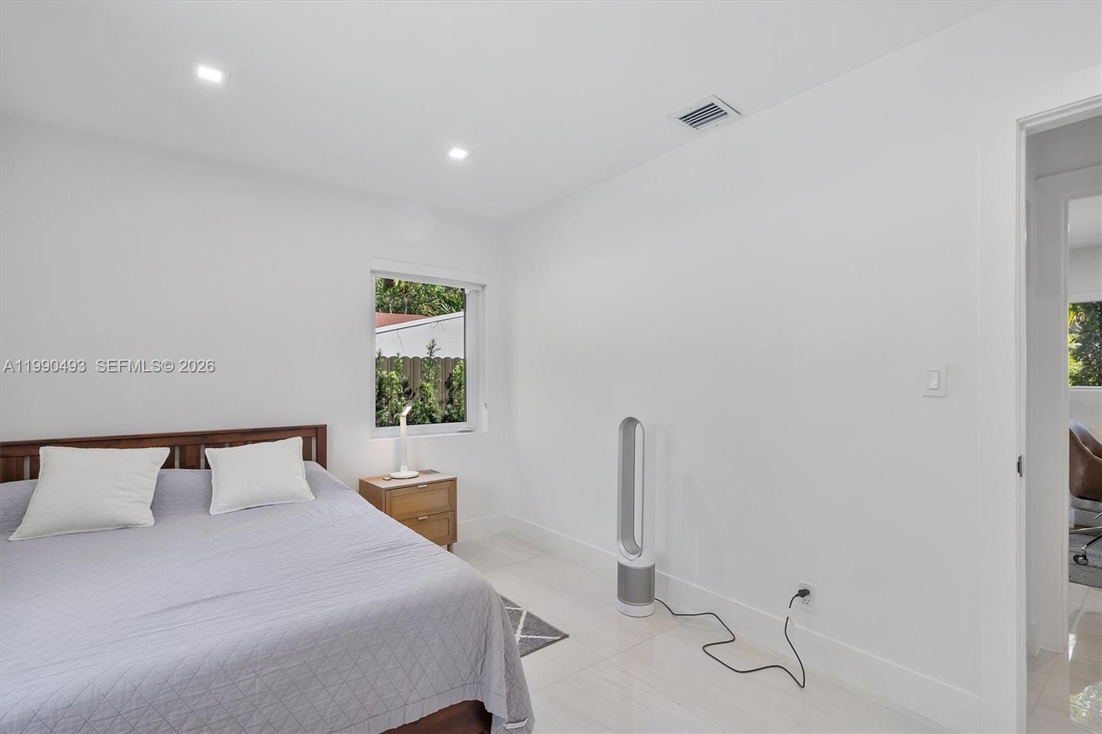 261 NE 47th St Miami, FL 33137