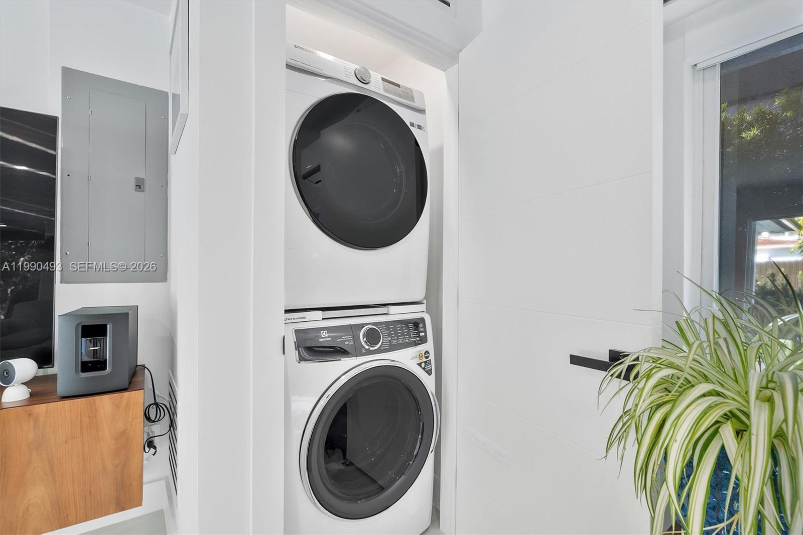 261 NE 47th St Miami, FL 33137