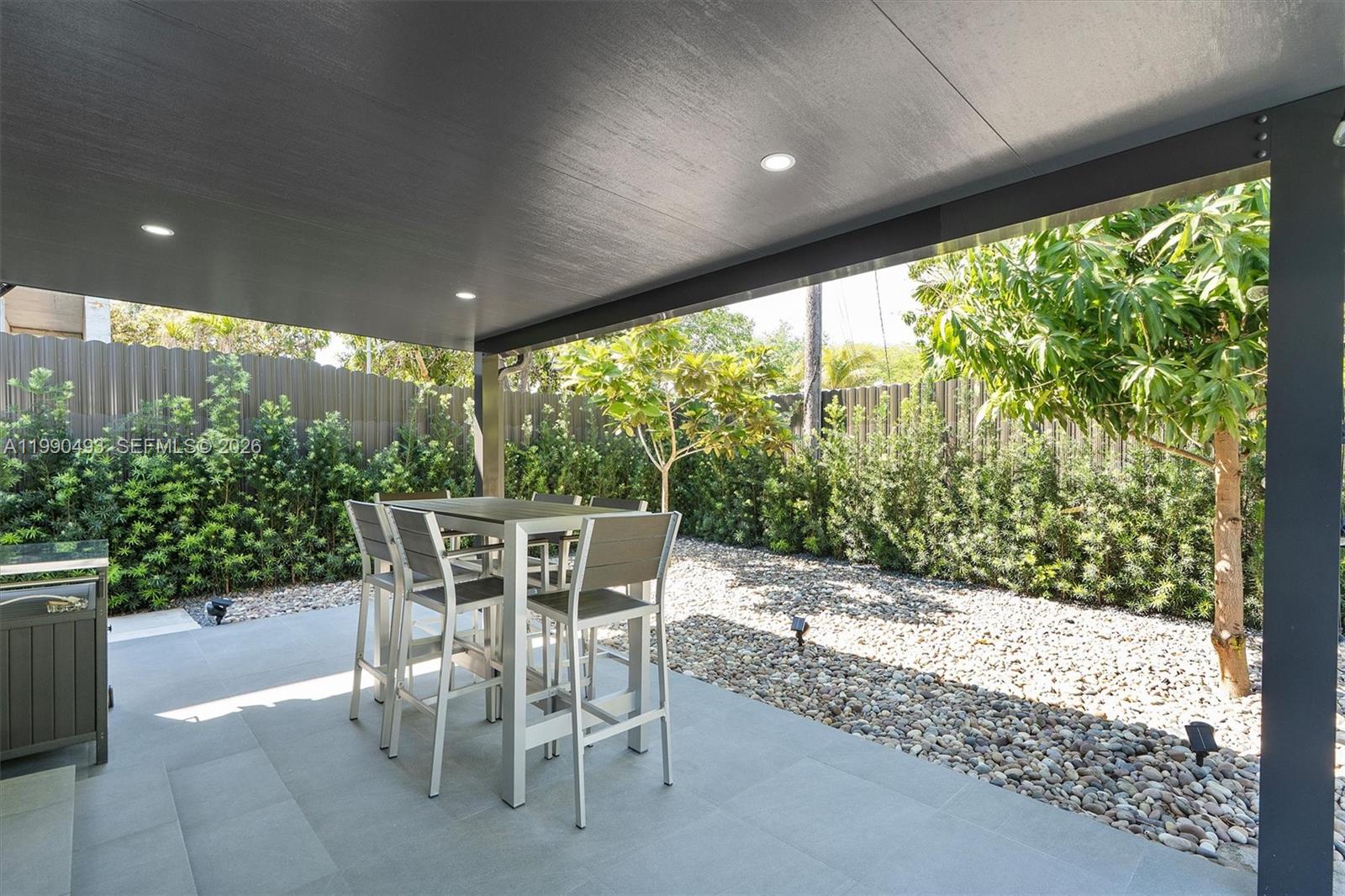 261 NE 47th St Miami, FL 33137