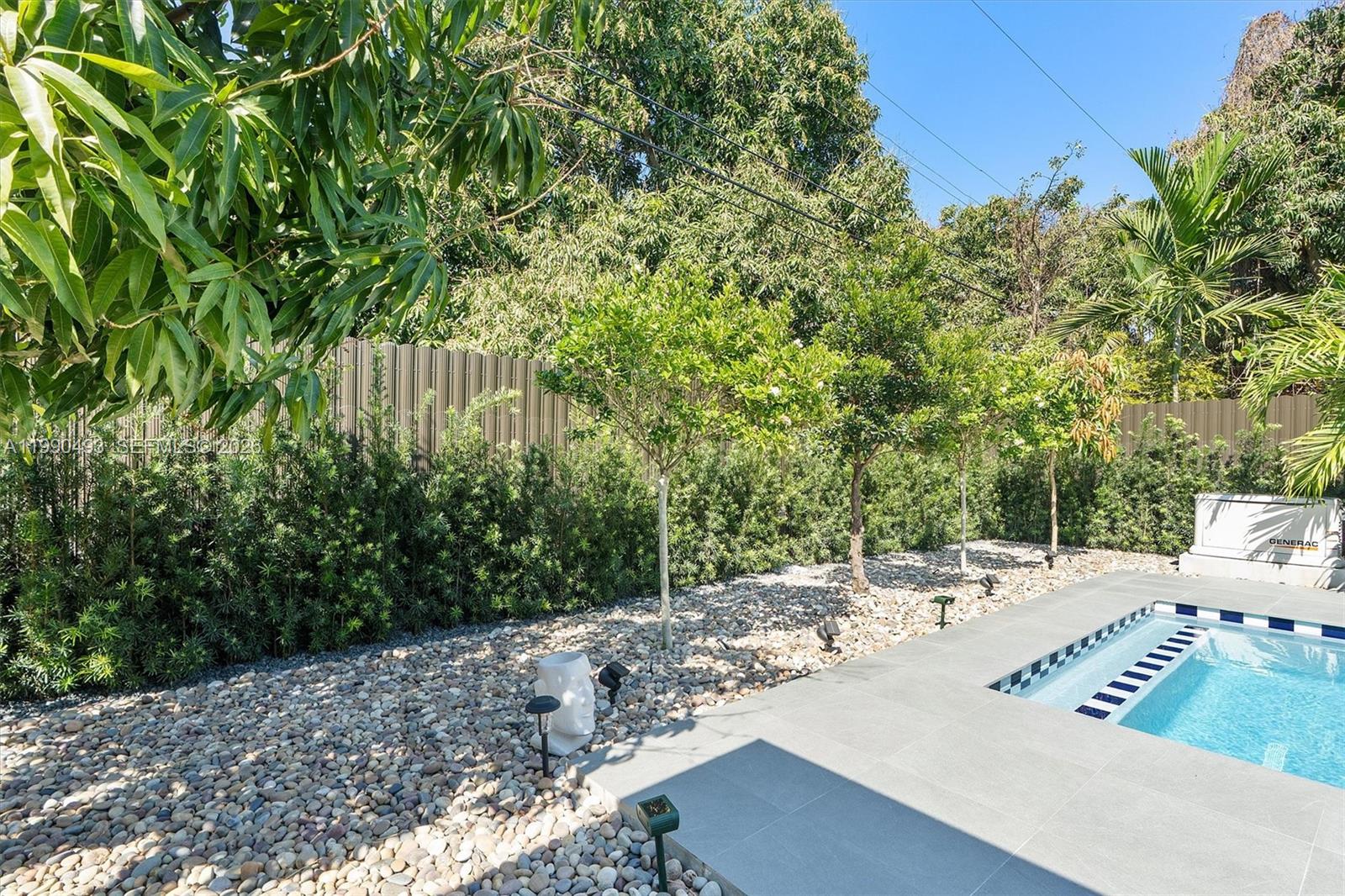 261 NE 47th St Miami, FL 33137