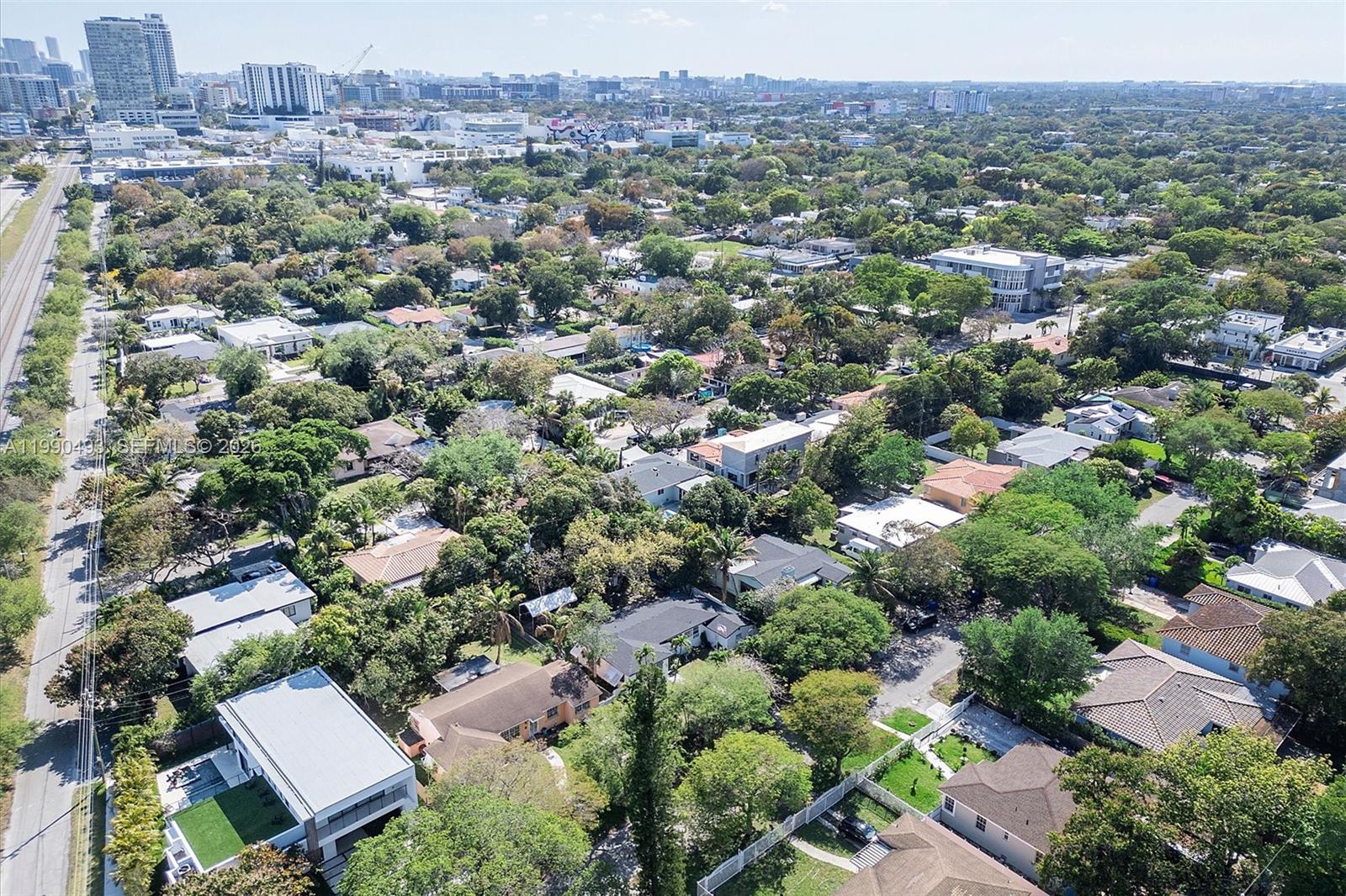 261 NE 47th St Miami, FL 33137