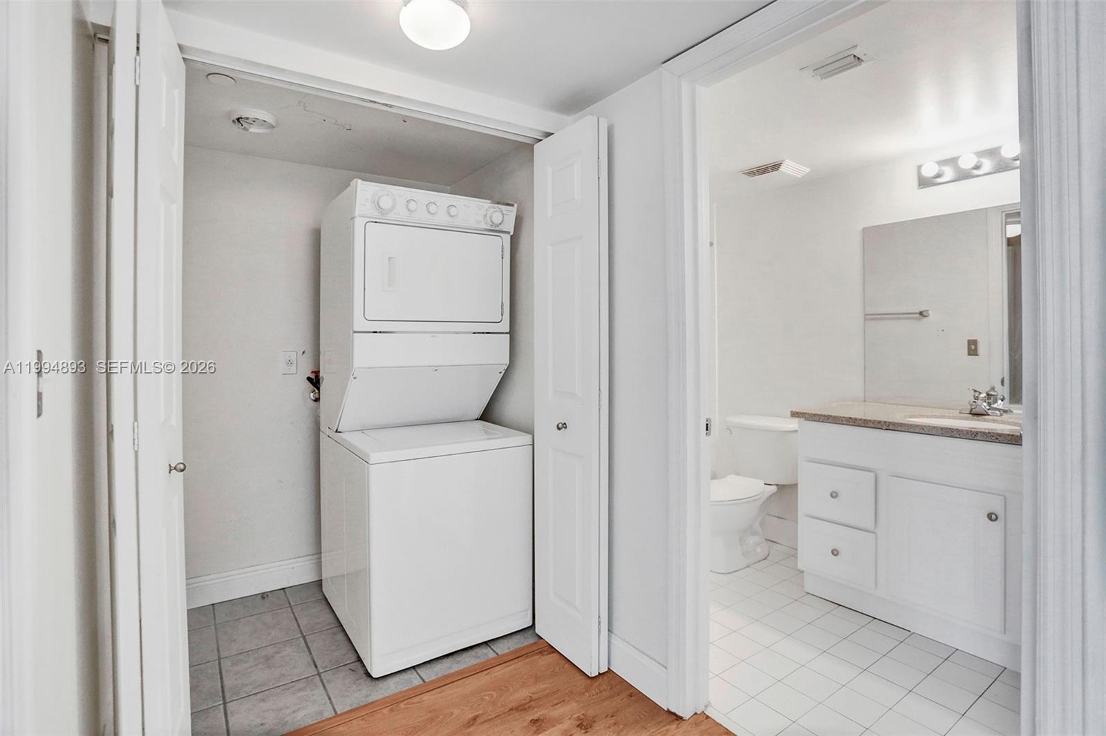 3000 Coral Way #412 Miami, FL 33145