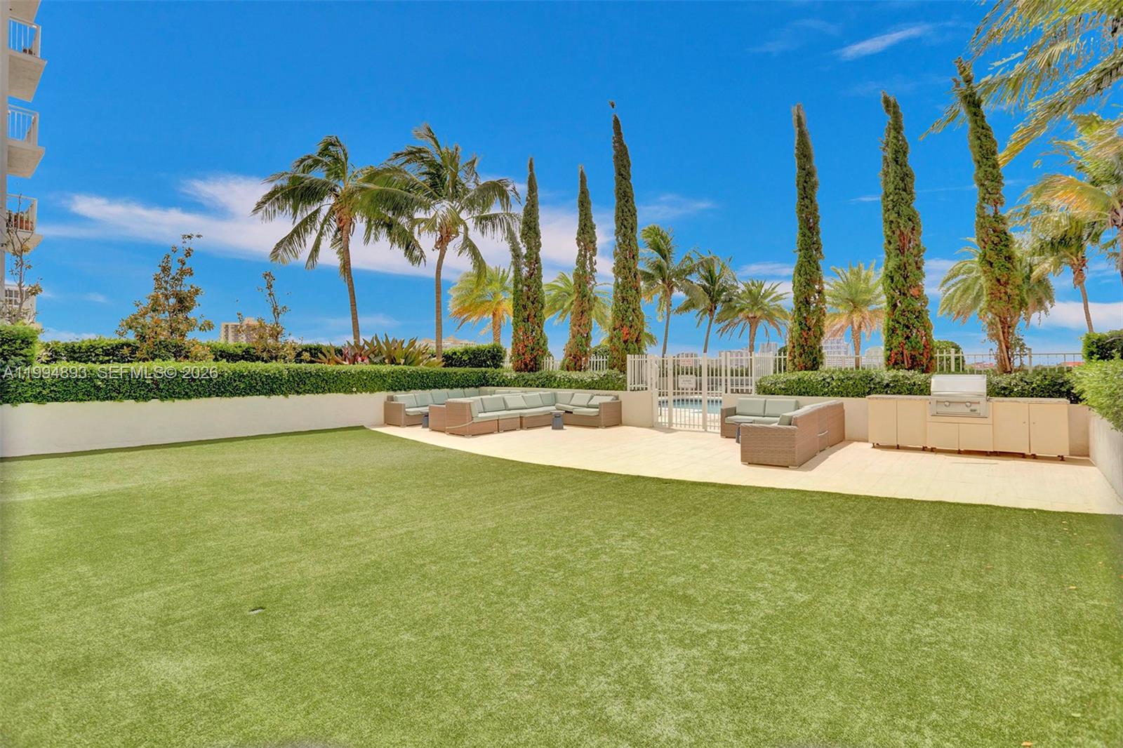 3000 Coral Way #412 Miami, FL 33145