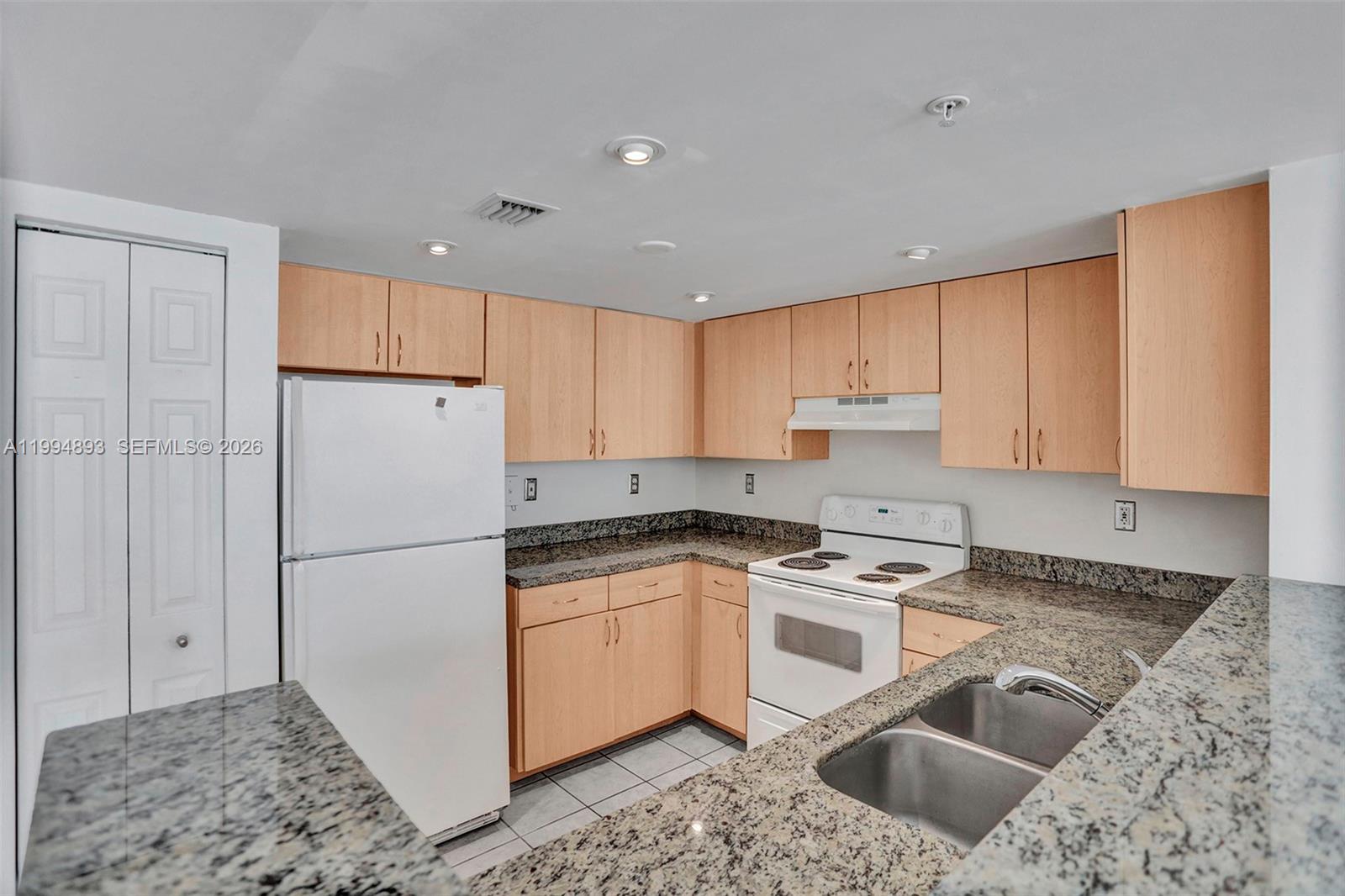 3000 Coral Way #412 Miami, FL 33145