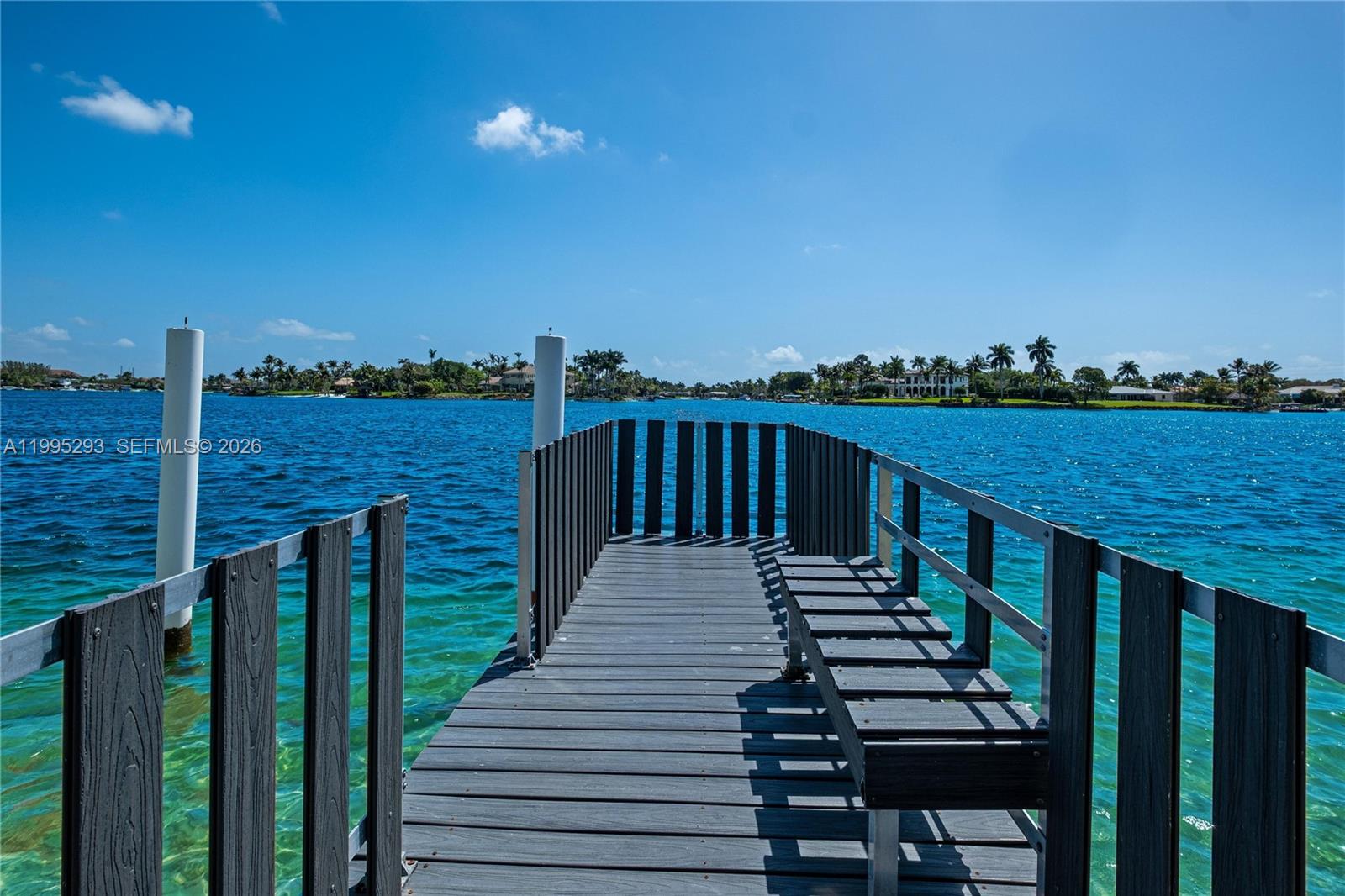 14021 SW 97th Ave Miami, FL 33176