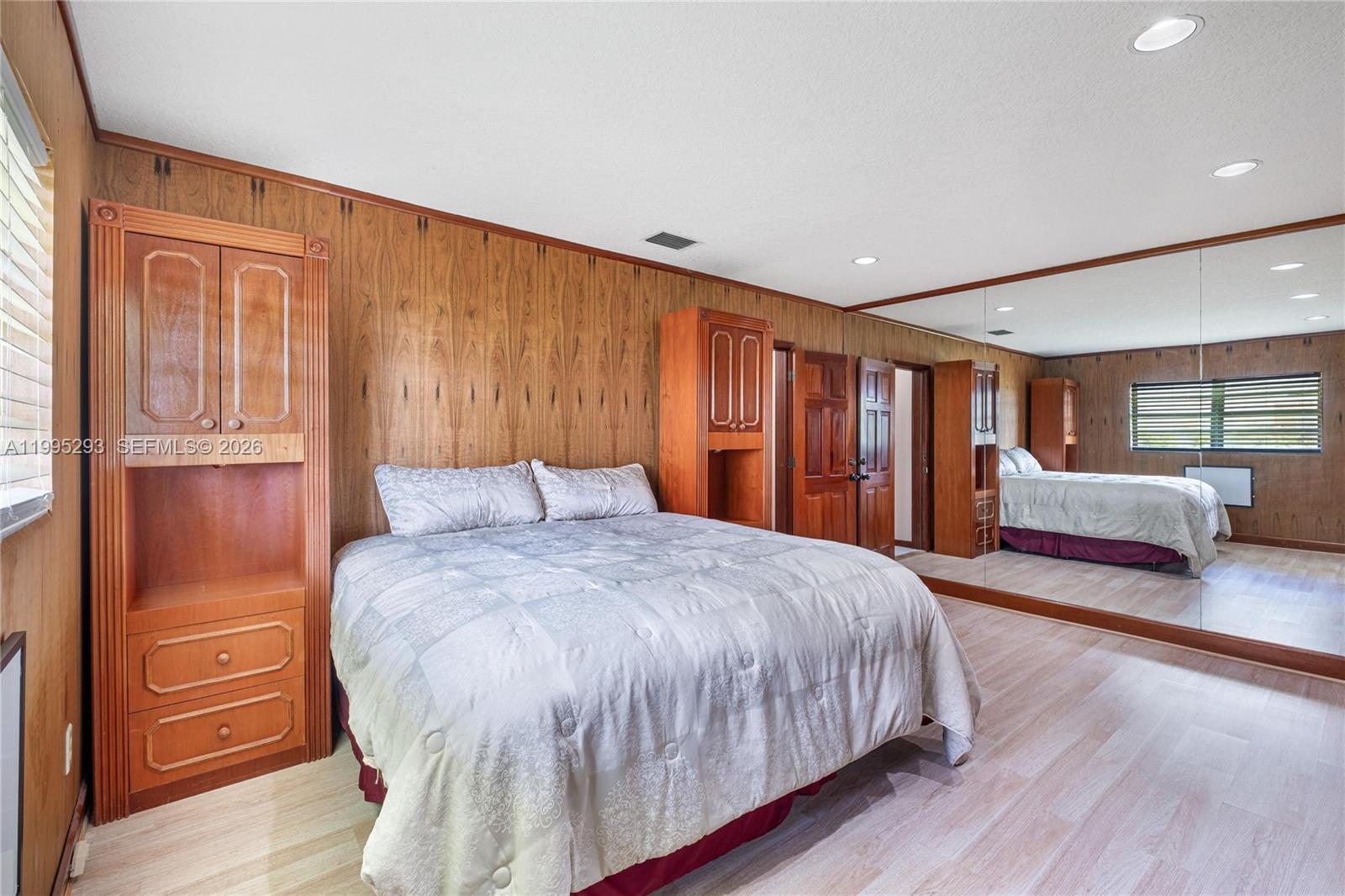 14021 SW 97th Ave Miami, FL 33176