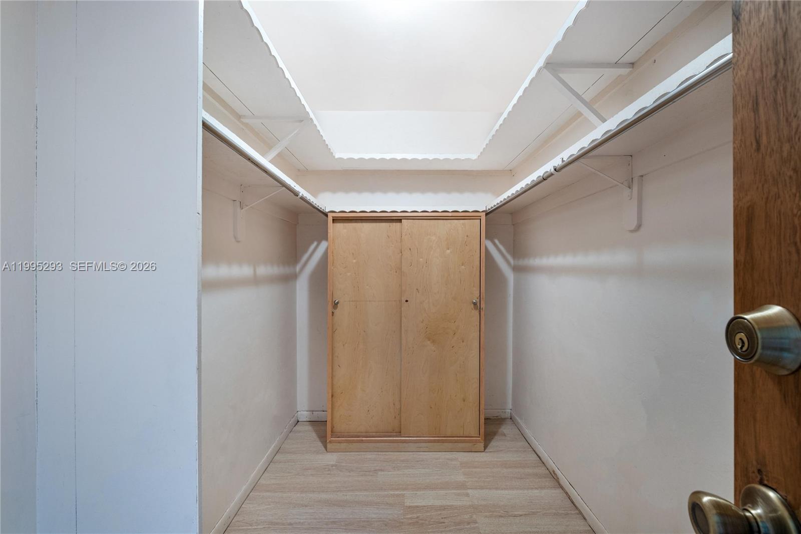 14021 SW 97th Ave Miami, FL 33176