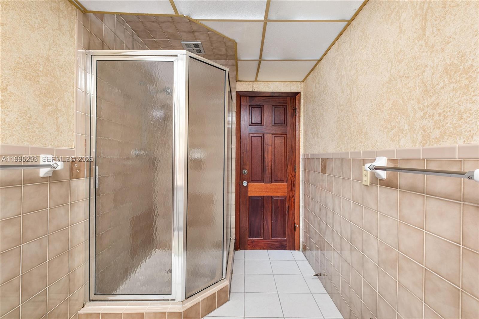 14021 SW 97th Ave Miami, FL 33176