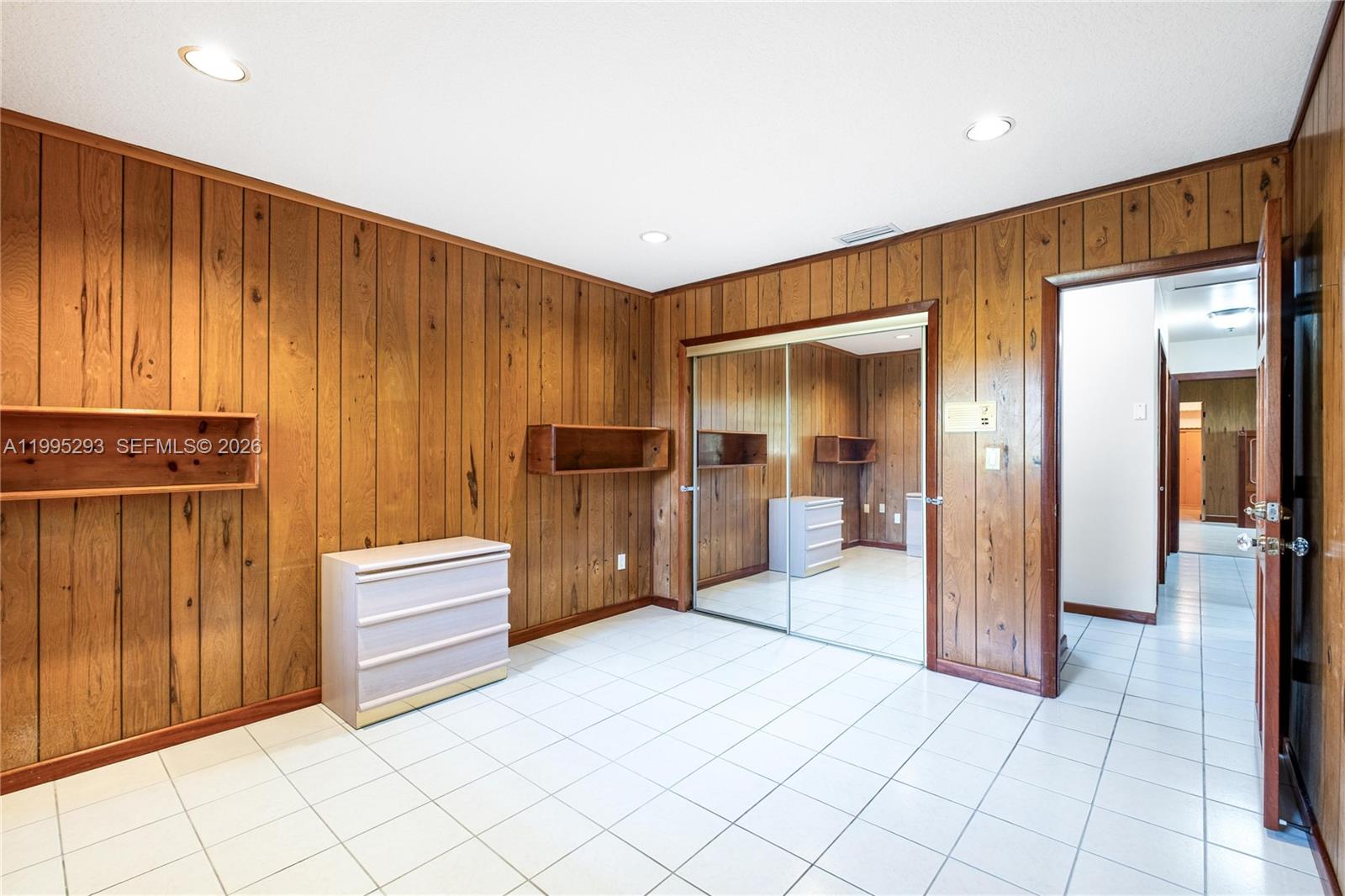 14021 SW 97th Ave Miami, FL 33176