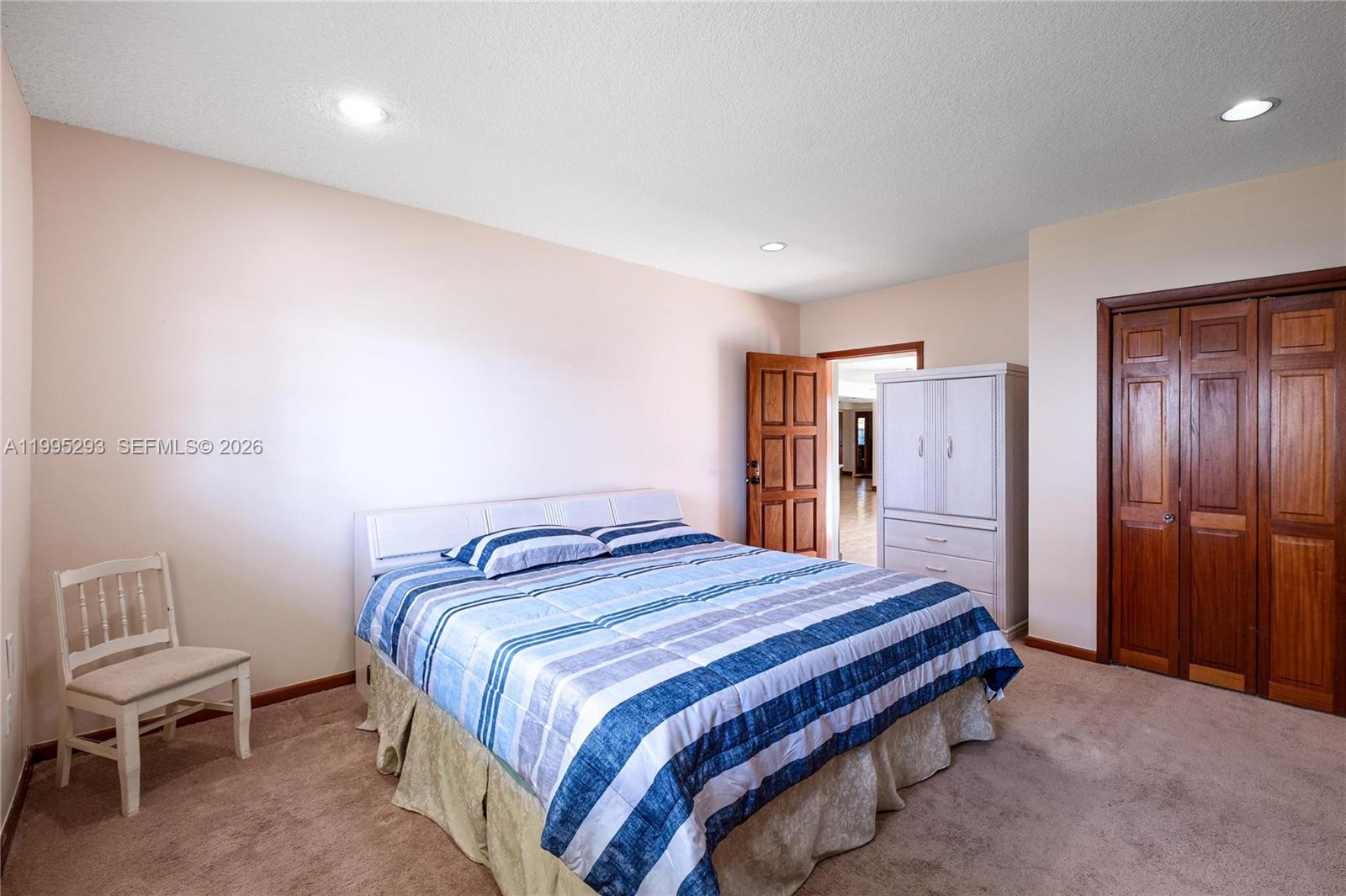 14021 SW 97th Ave Miami, FL 33176