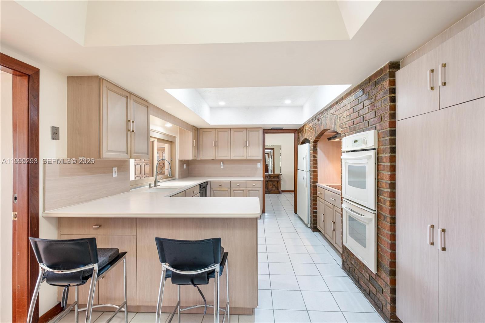 14021 SW 97th Ave Miami, FL 33176