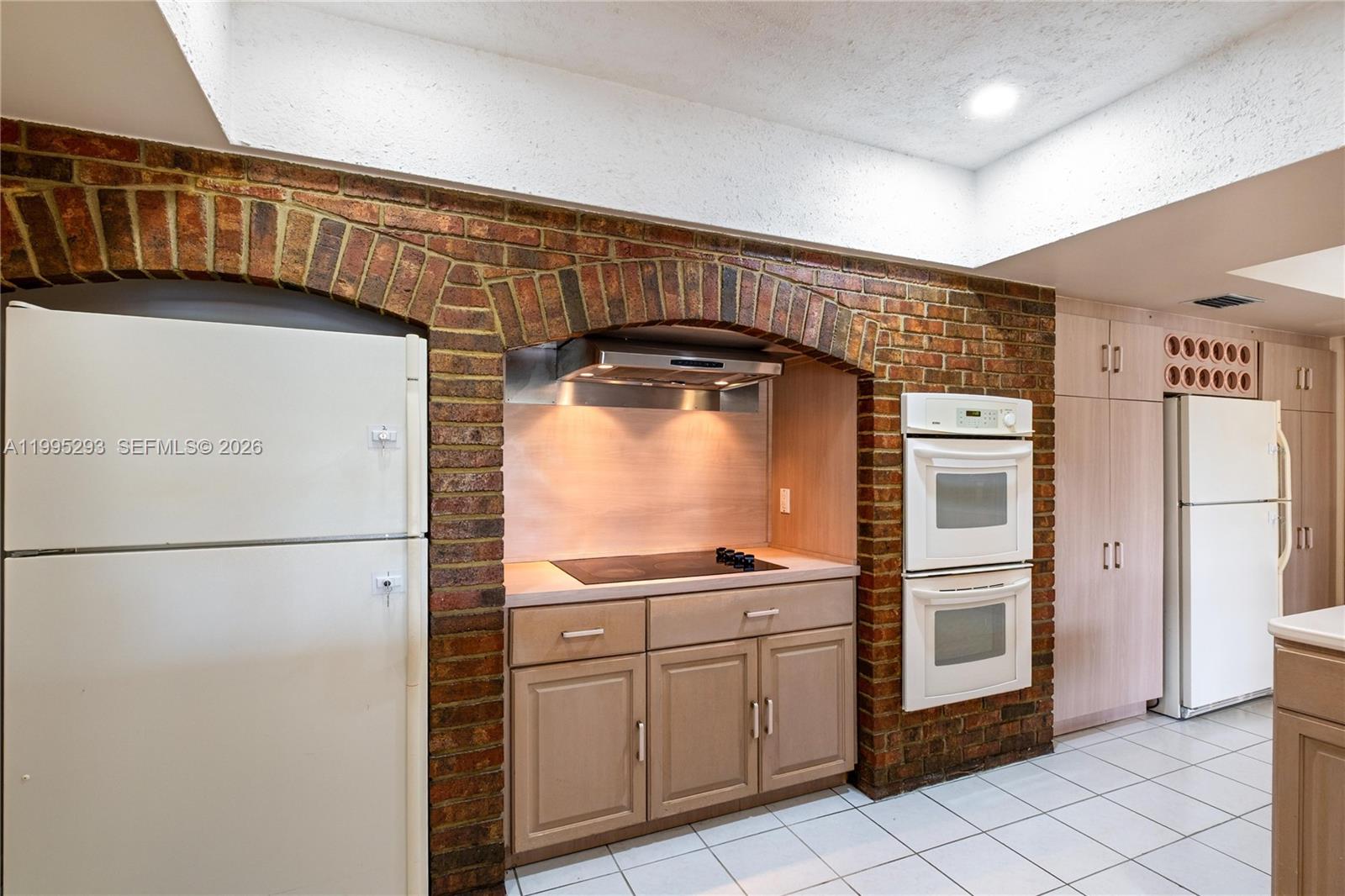 14021 SW 97th Ave Miami, FL 33176